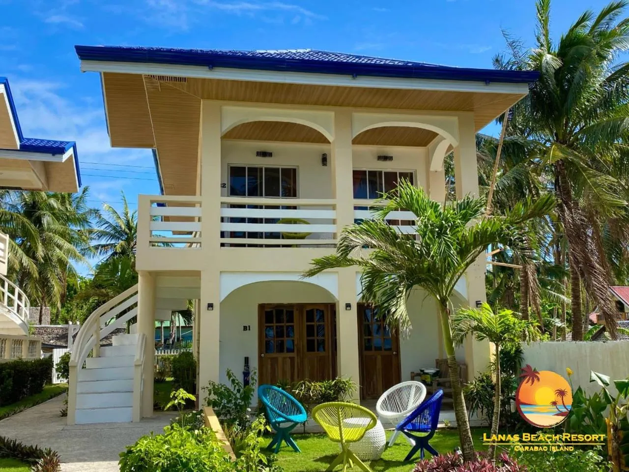 Property building in Lanas Beach Resort Carabao Island
