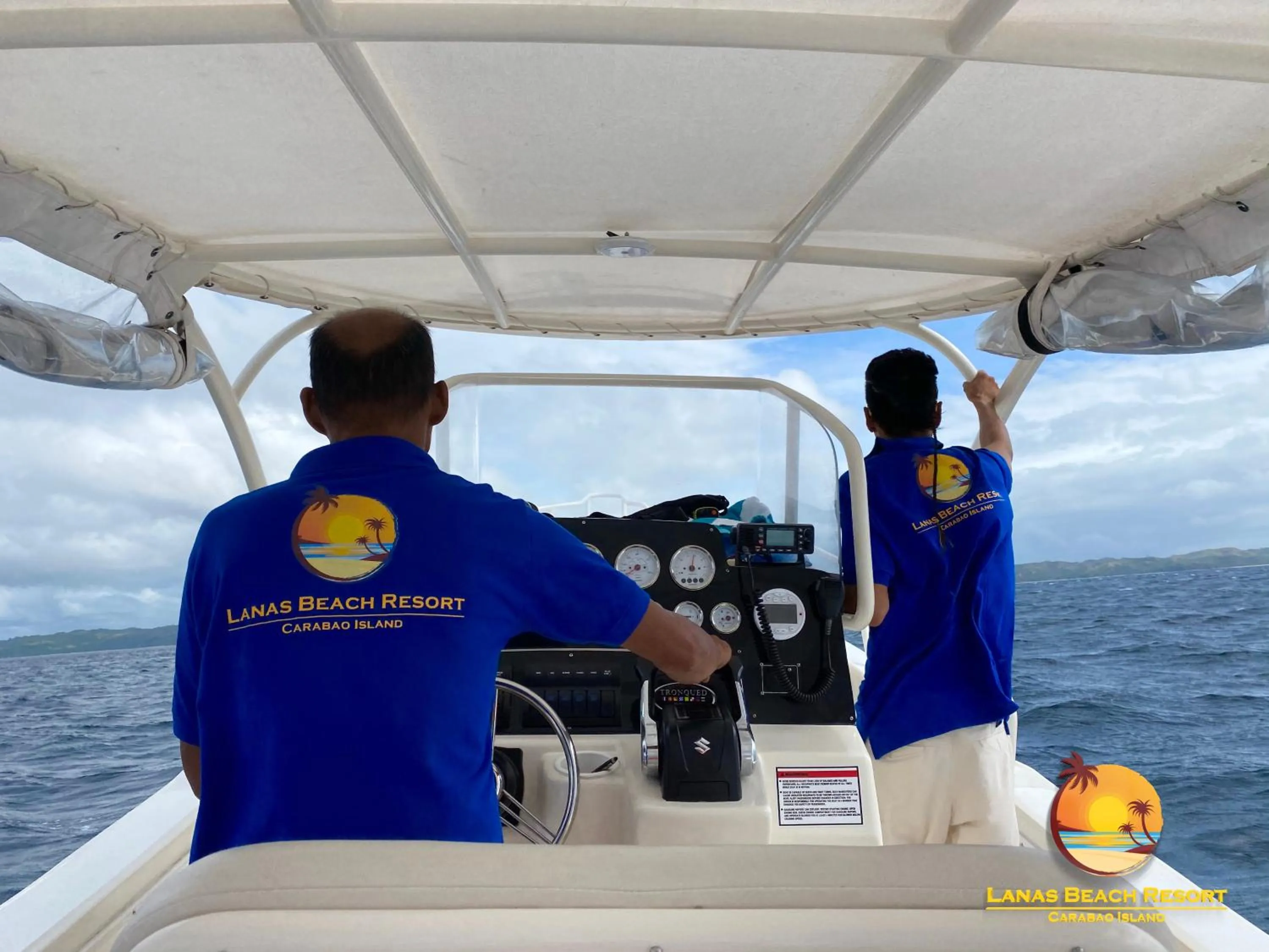 Staff in Lanas Beach Resort Carabao Island