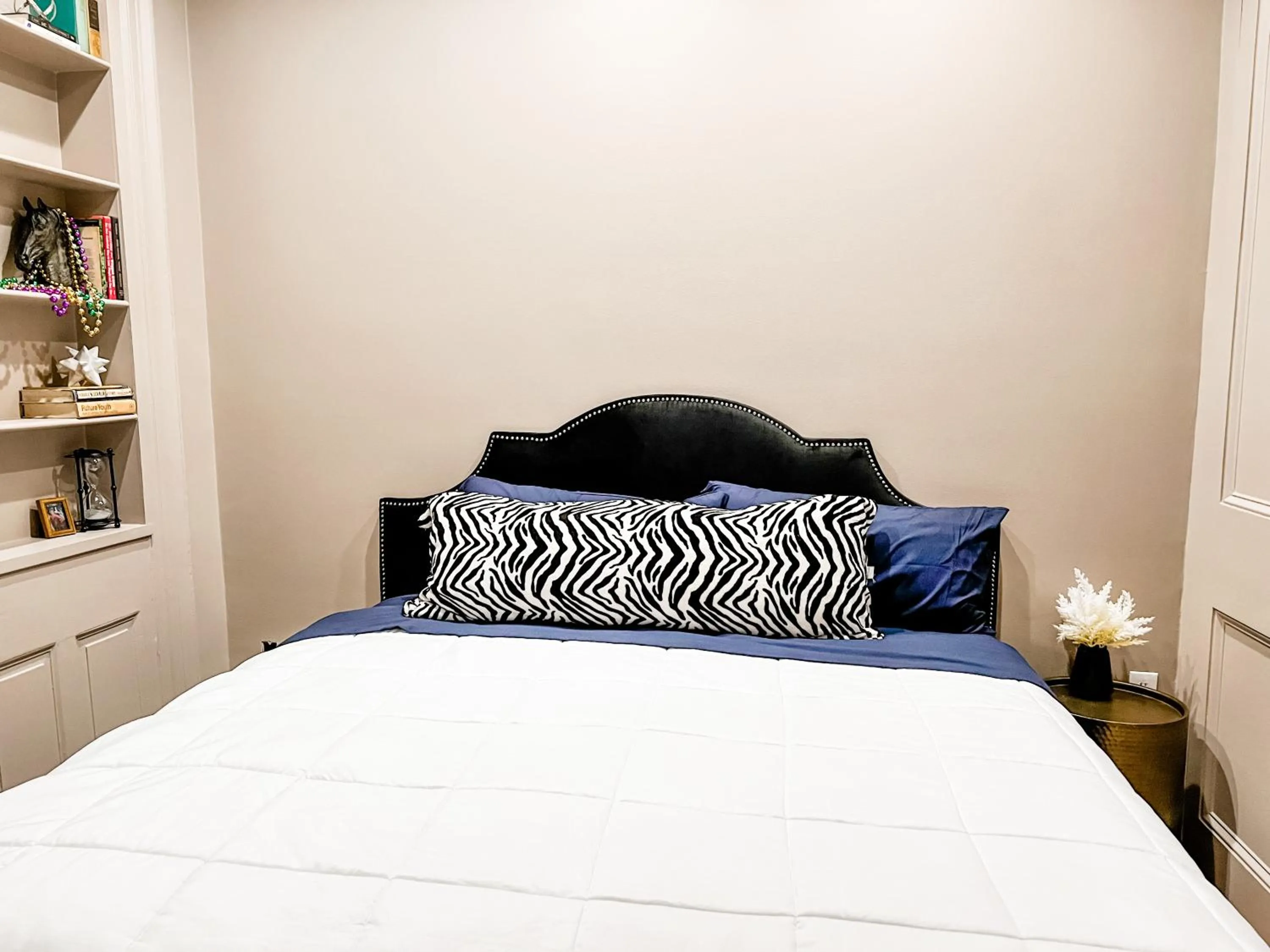 Photo of the whole room, Bed in Bon Maison Guest House