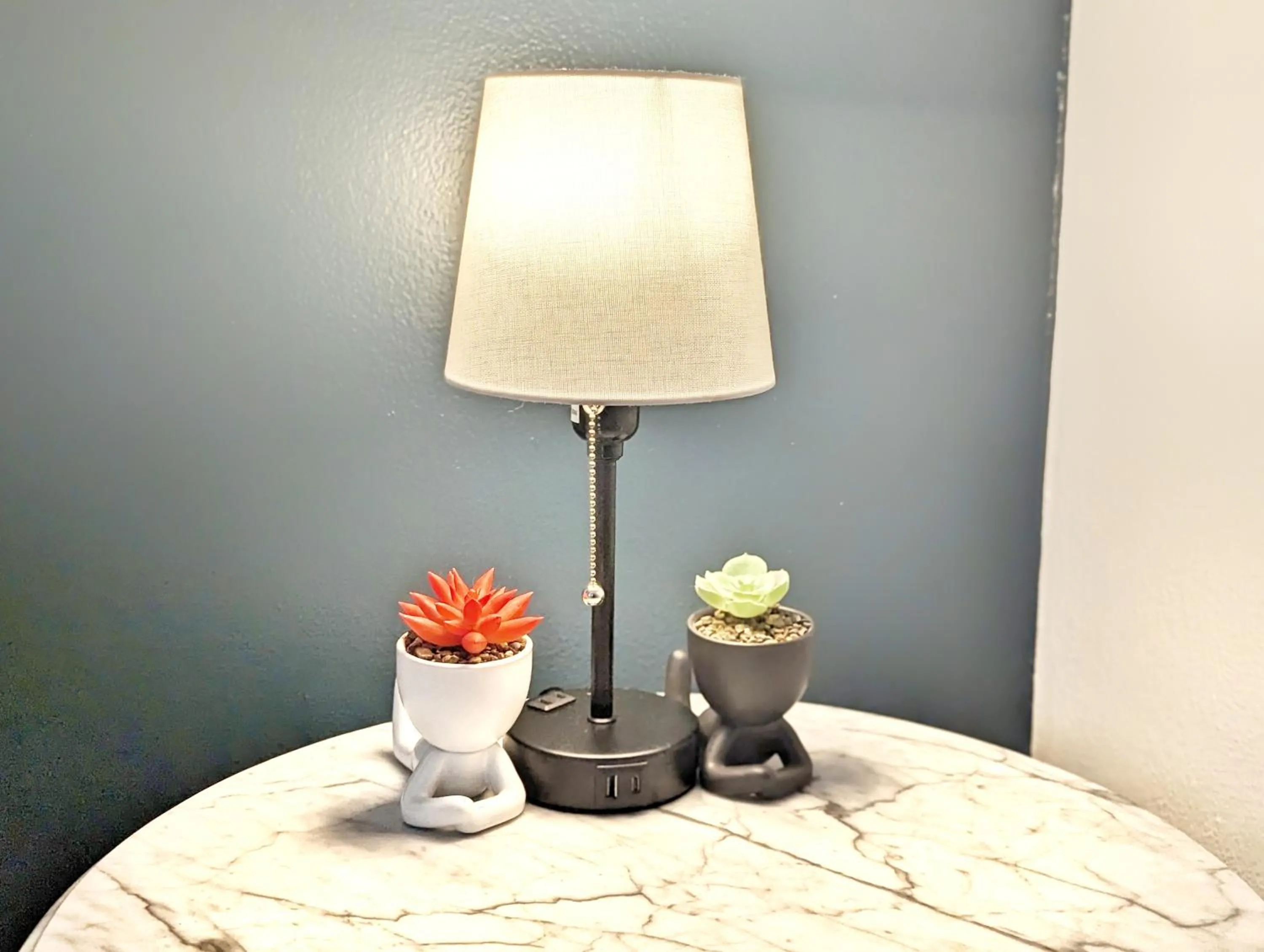 Decorative detail in Bon Maison Guest House