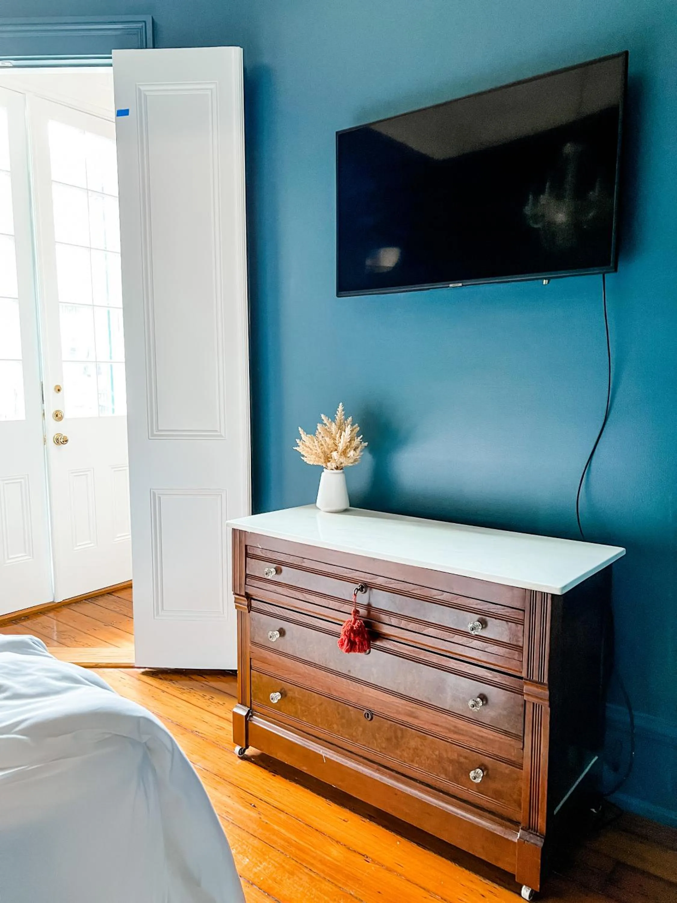 Bedroom, Bed in Bon Maison Guest House