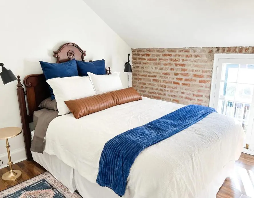 Bed in Bon Maison Guest House