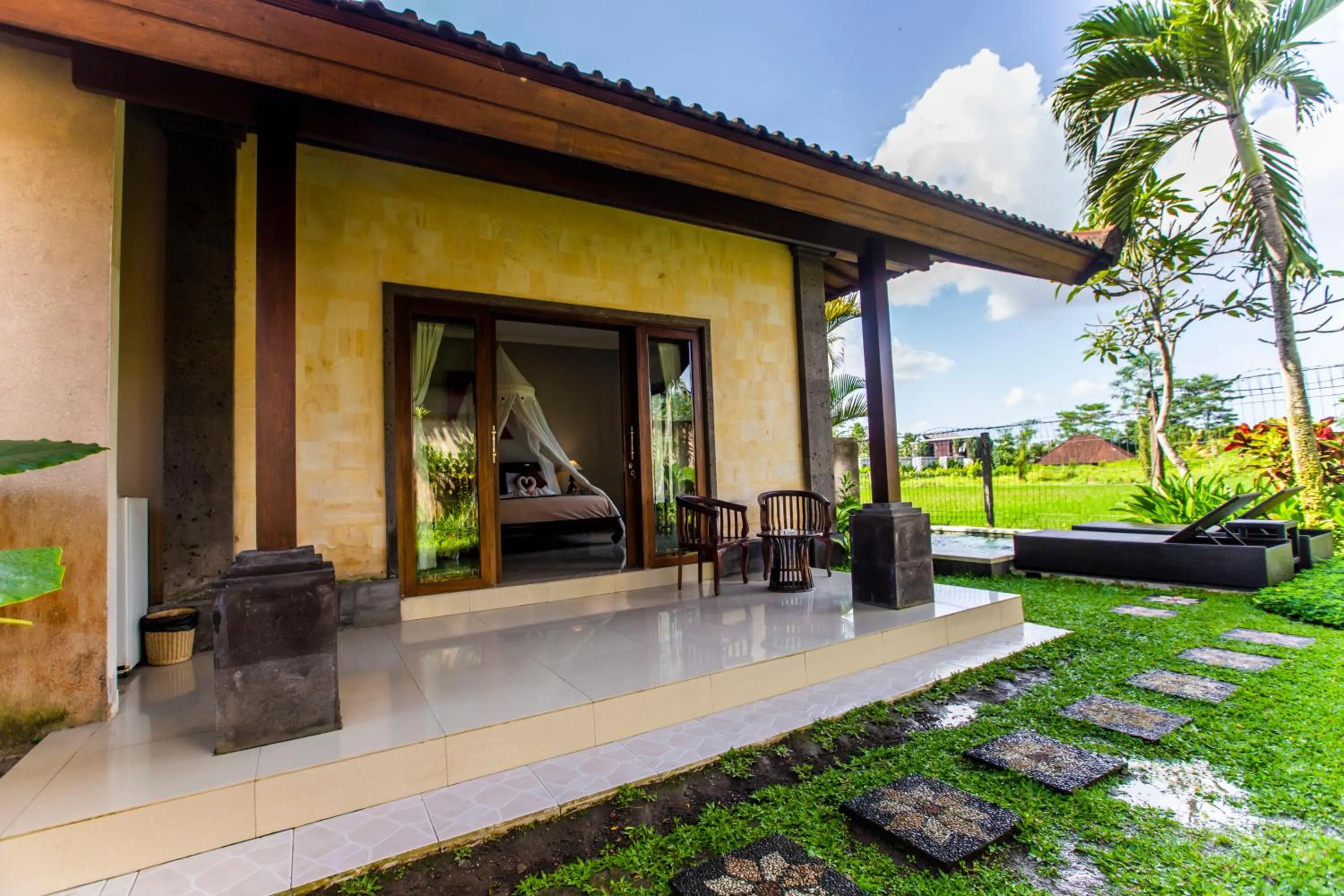 Warung Mandi & Villa