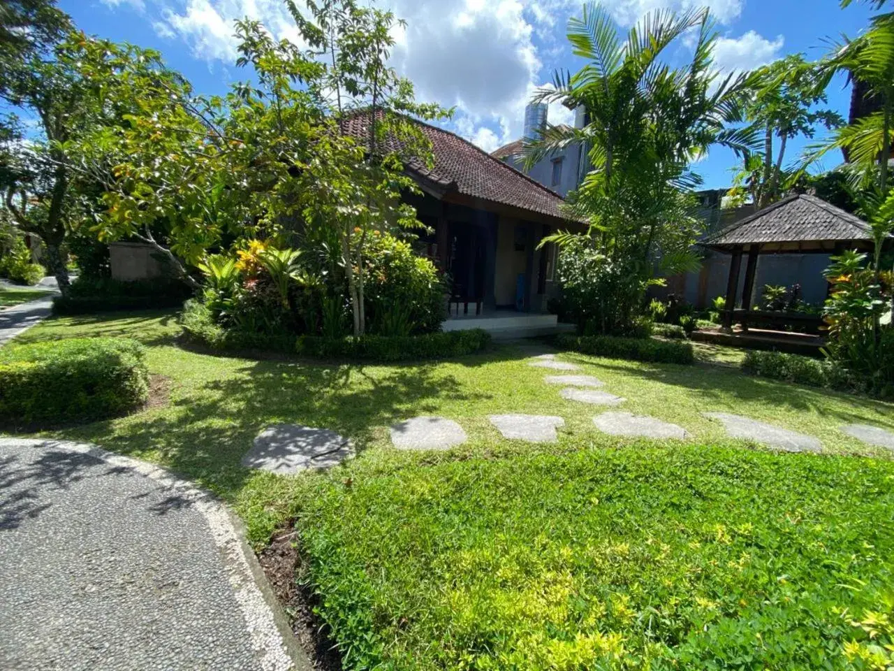 Deluxe Villa in Warung Mandi & Villa Deluxe Villa in Warung Mandi & Villa