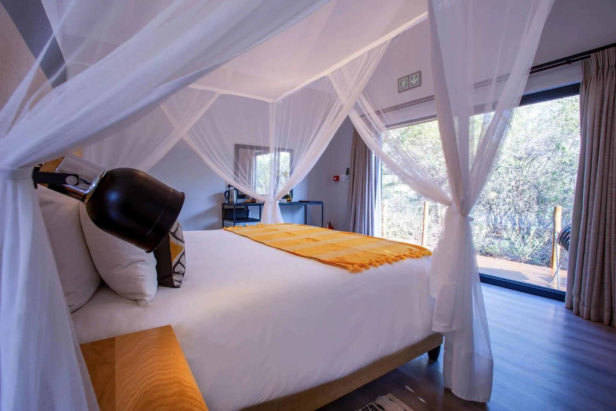 Bed in Moya Safari Villa