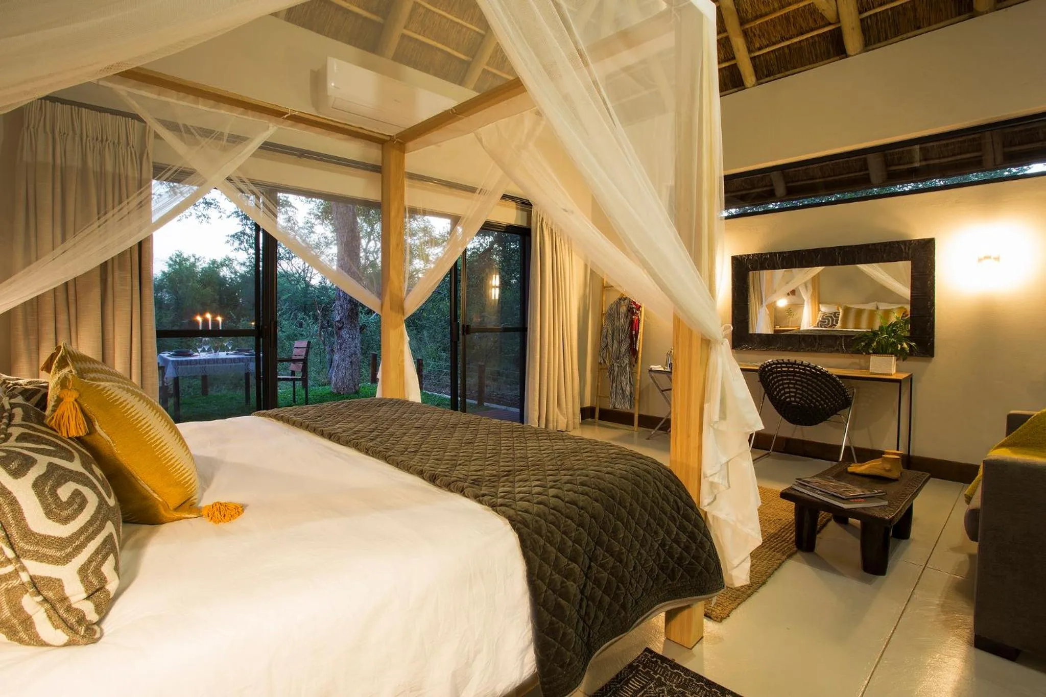 Bed in Moya Safari Villa