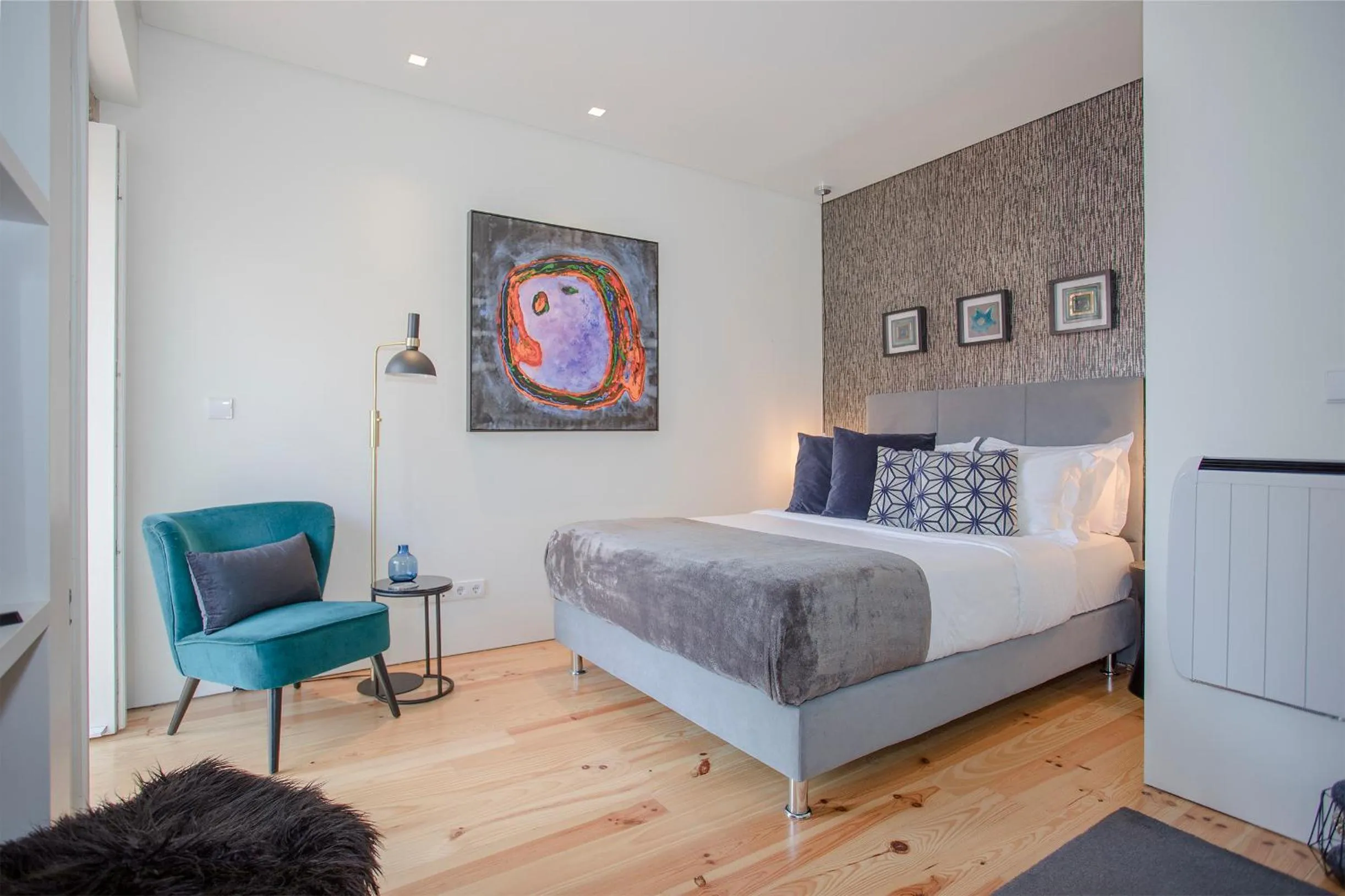 Bed in Liiiving in Porto - Cozy & Chic Downtown