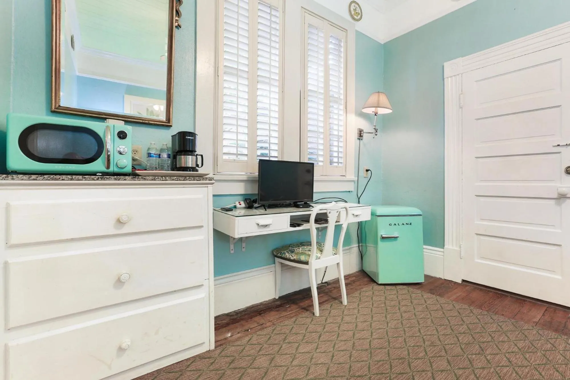 Historic Inn in the Marigny, blocks to French Quarter