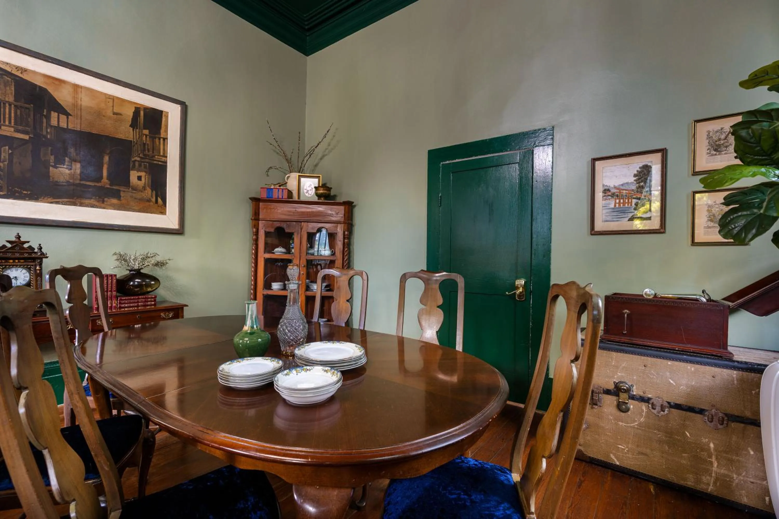 The Mansion on Royal