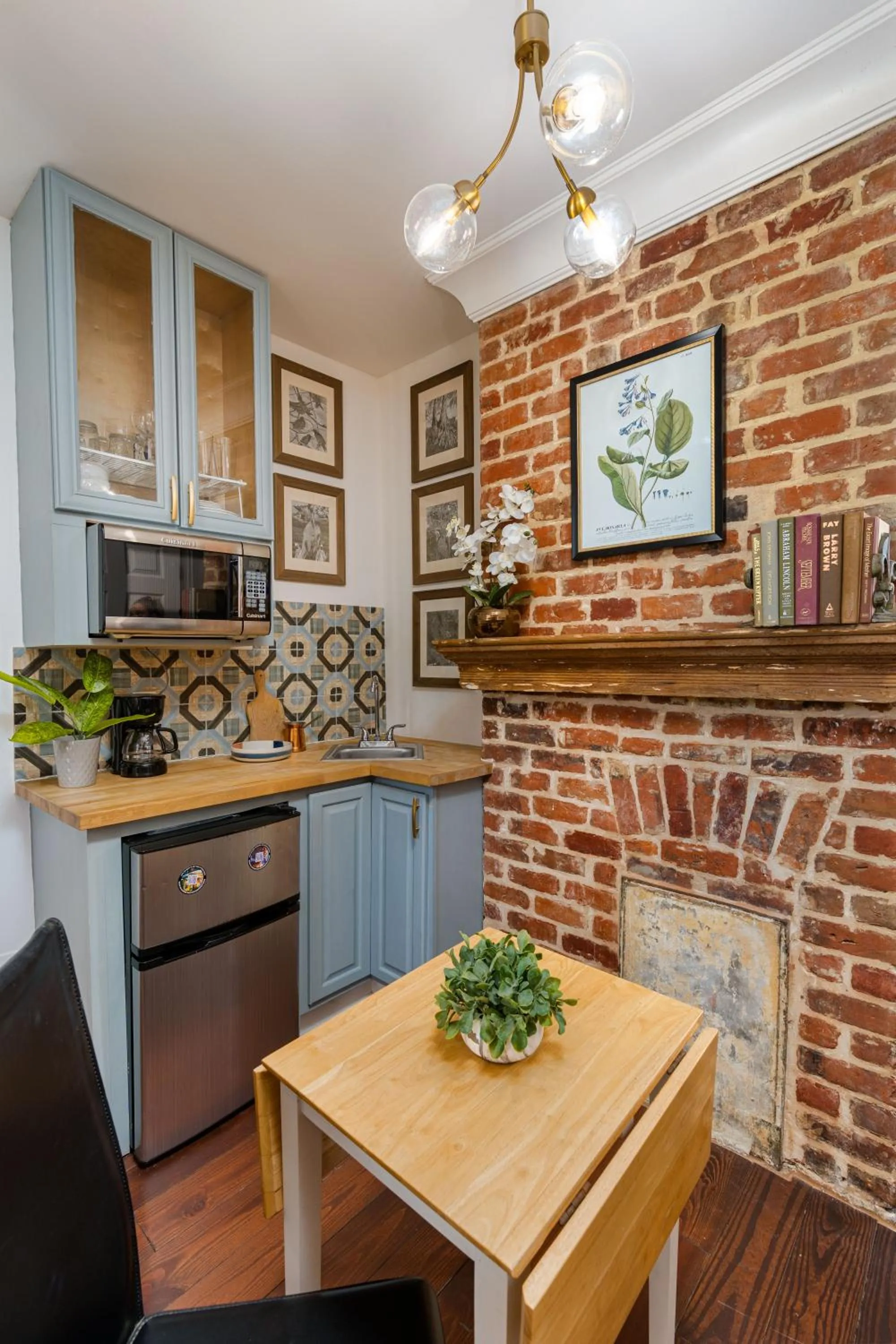 The Mansion on Royal