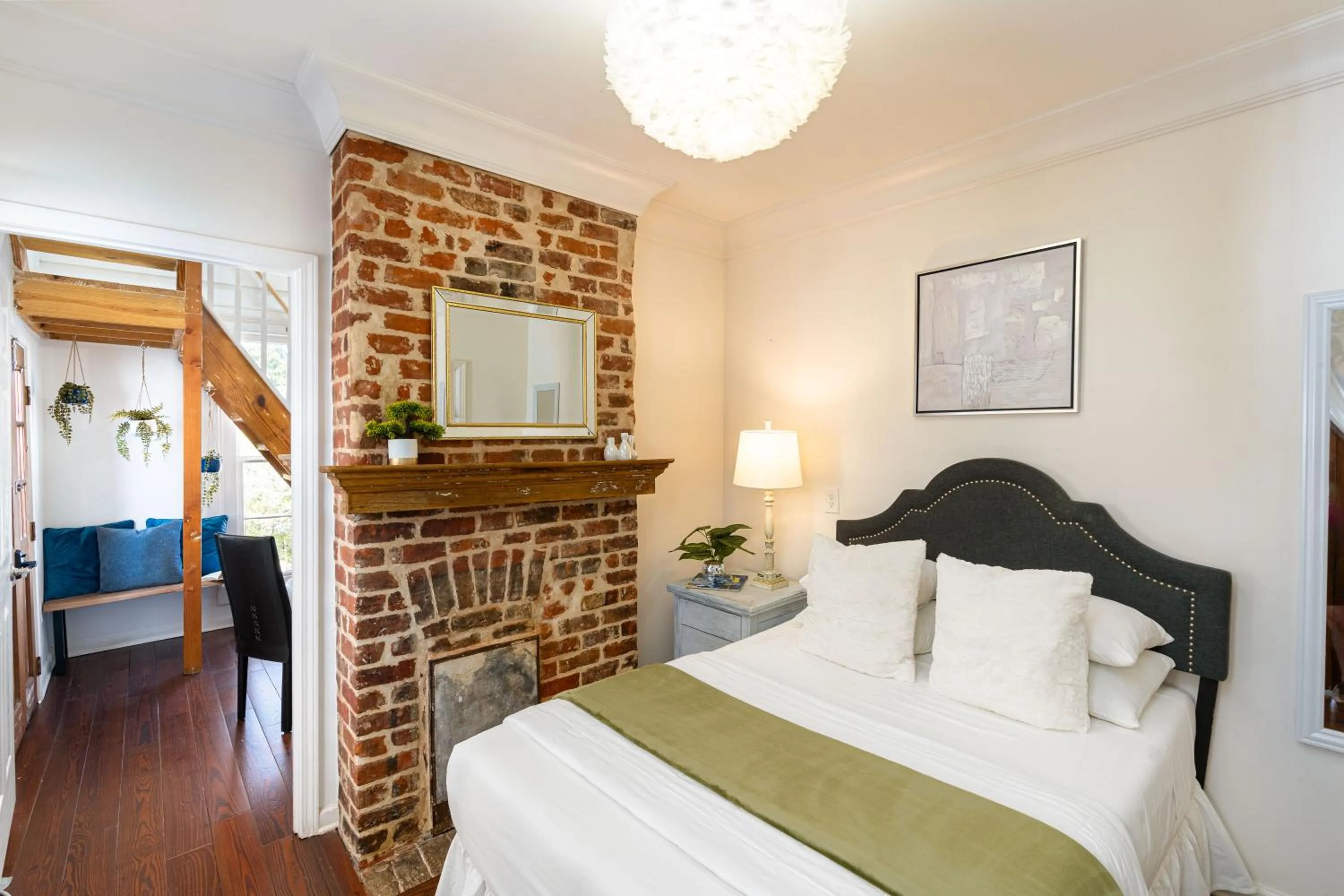 Bed in The Mansion on Royal