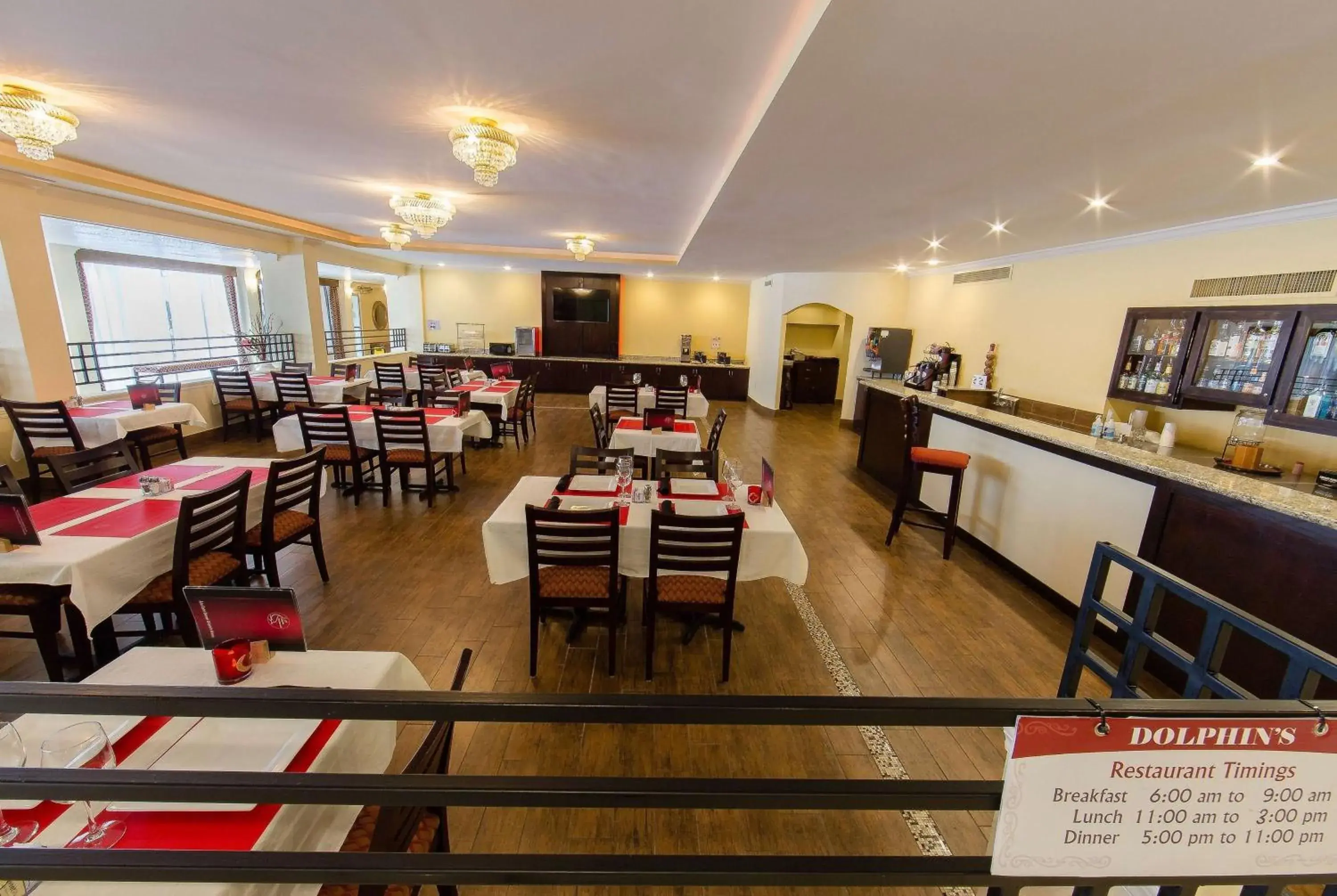 Breakfast in Ramada by Wyndham Houston Intercontinental Airport East Breakfast in Ramada by Wyndham Houston Intercontinental Airport East