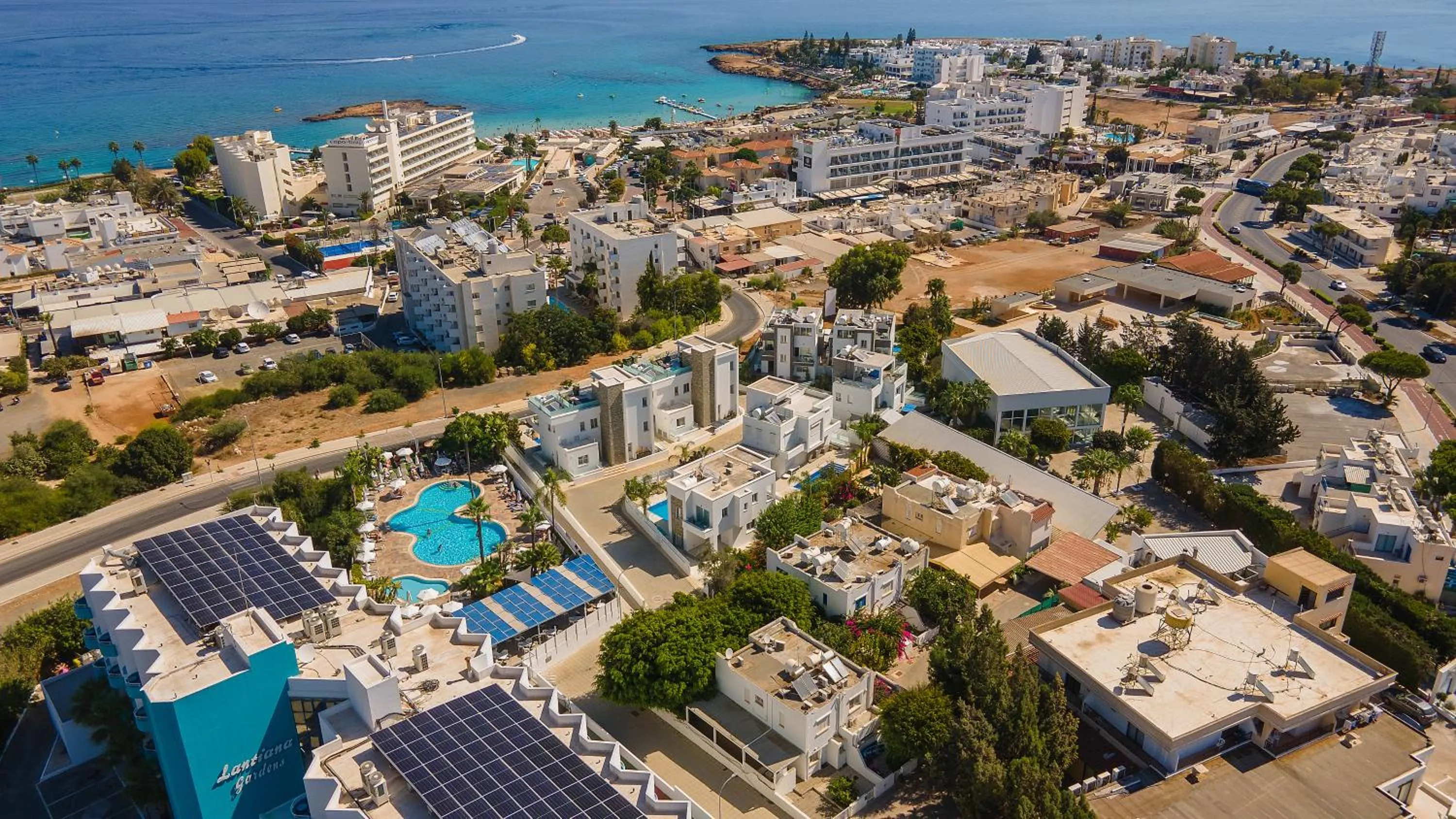 Property building in Fig Tree Bay Residences 7