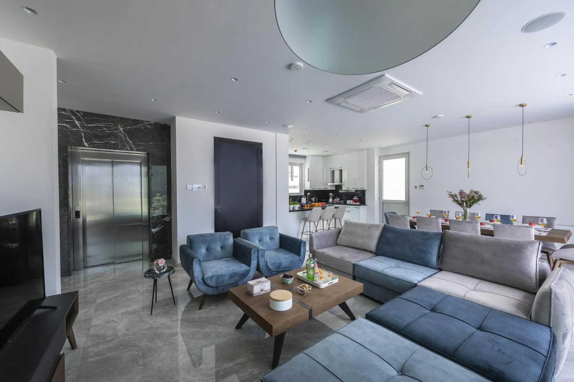 TV and multimedia in Fig Tree Bay Residences 7