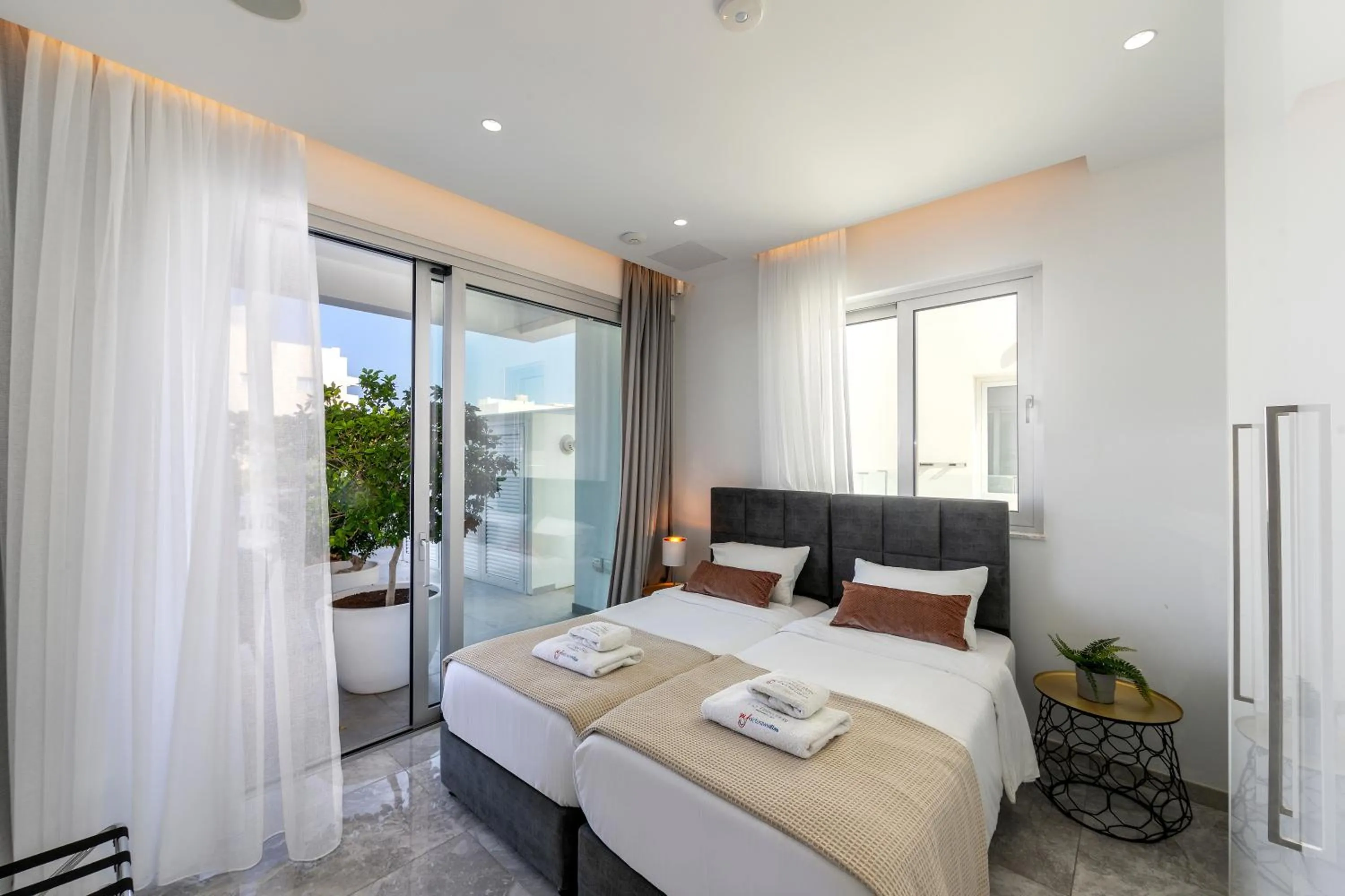 Bed in Fig Tree Bay Residences 7