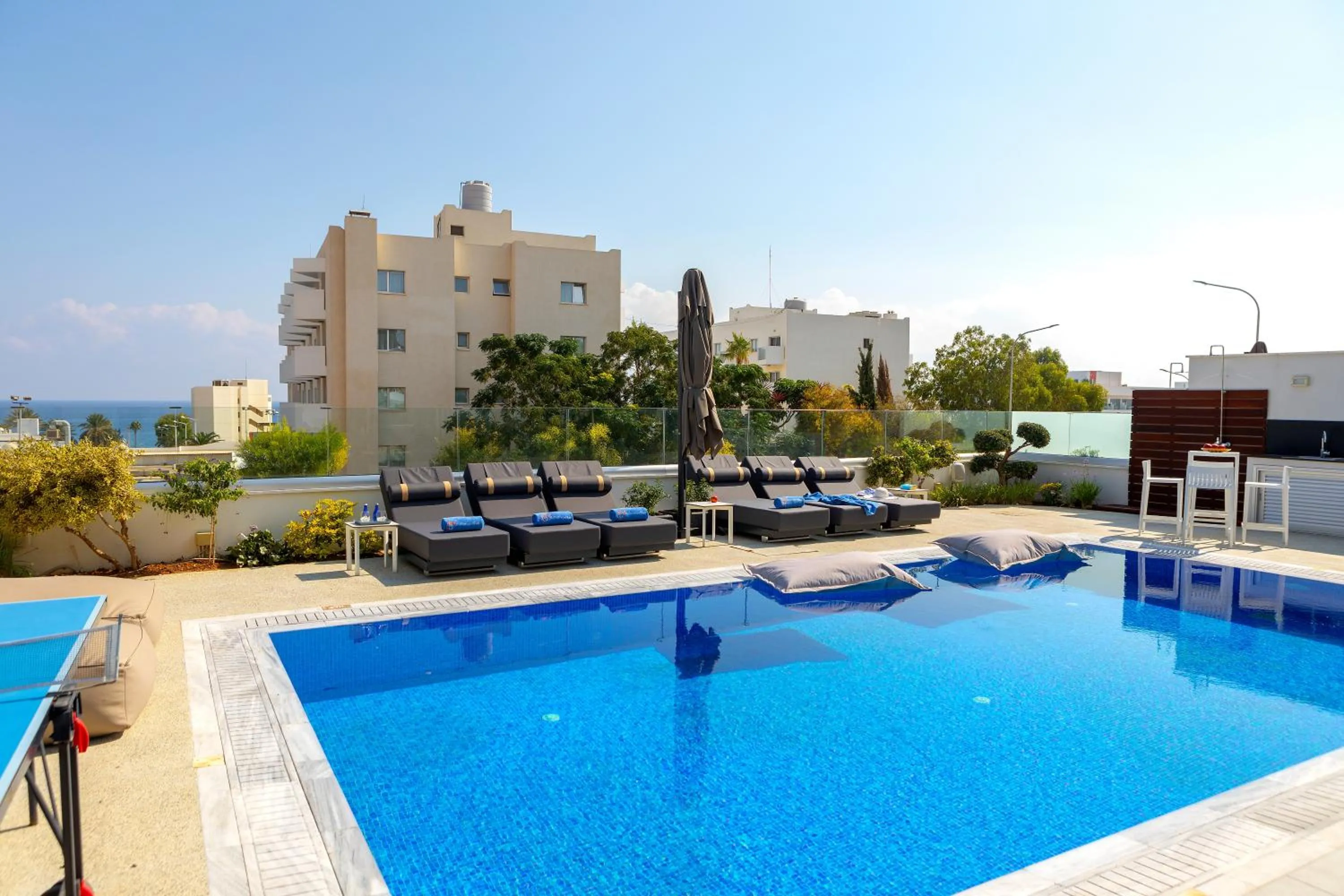 Communal lounge/ TV room in Fig Tree Bay Residences 7