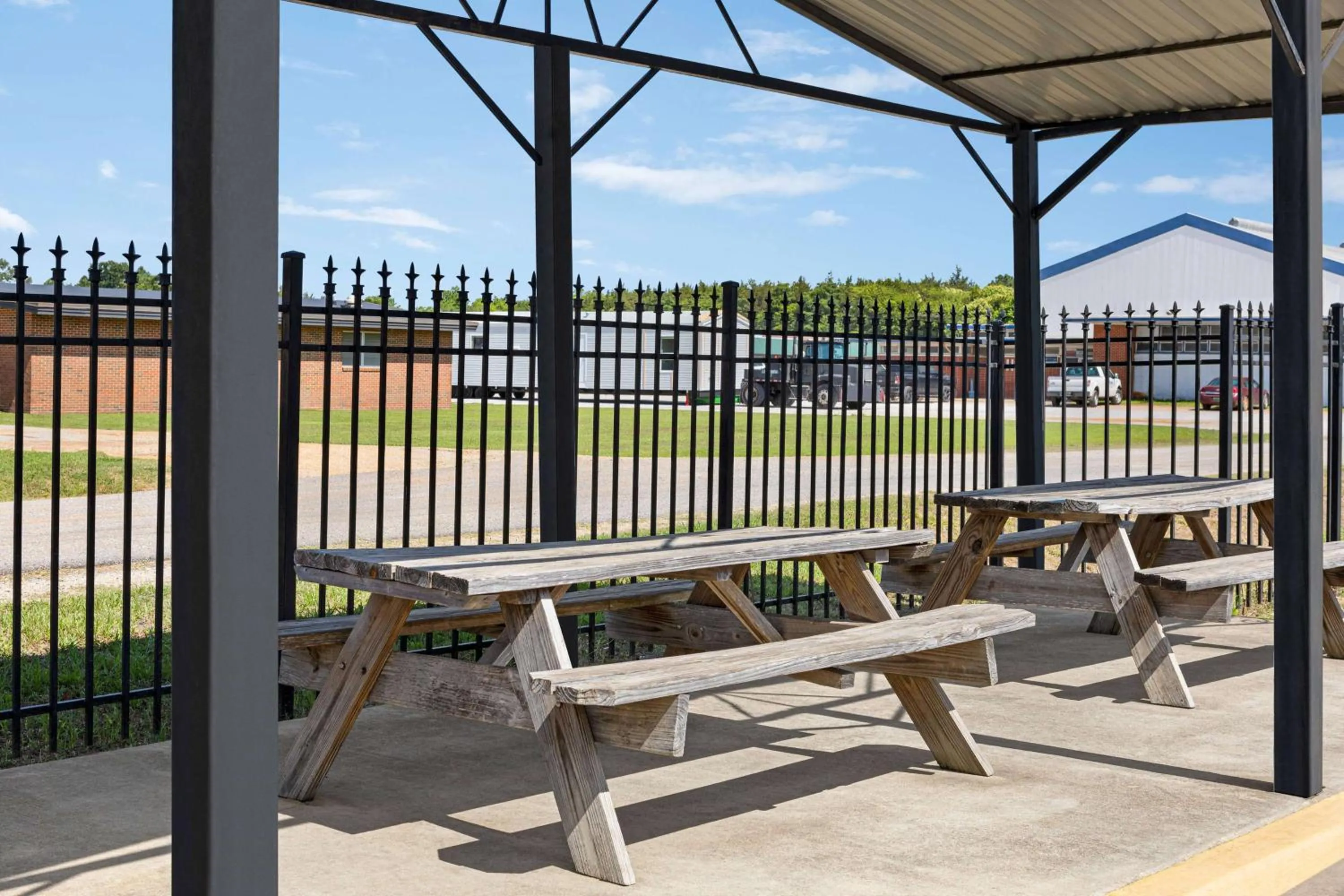 Property building in Days Inn by Wyndham Demopolis