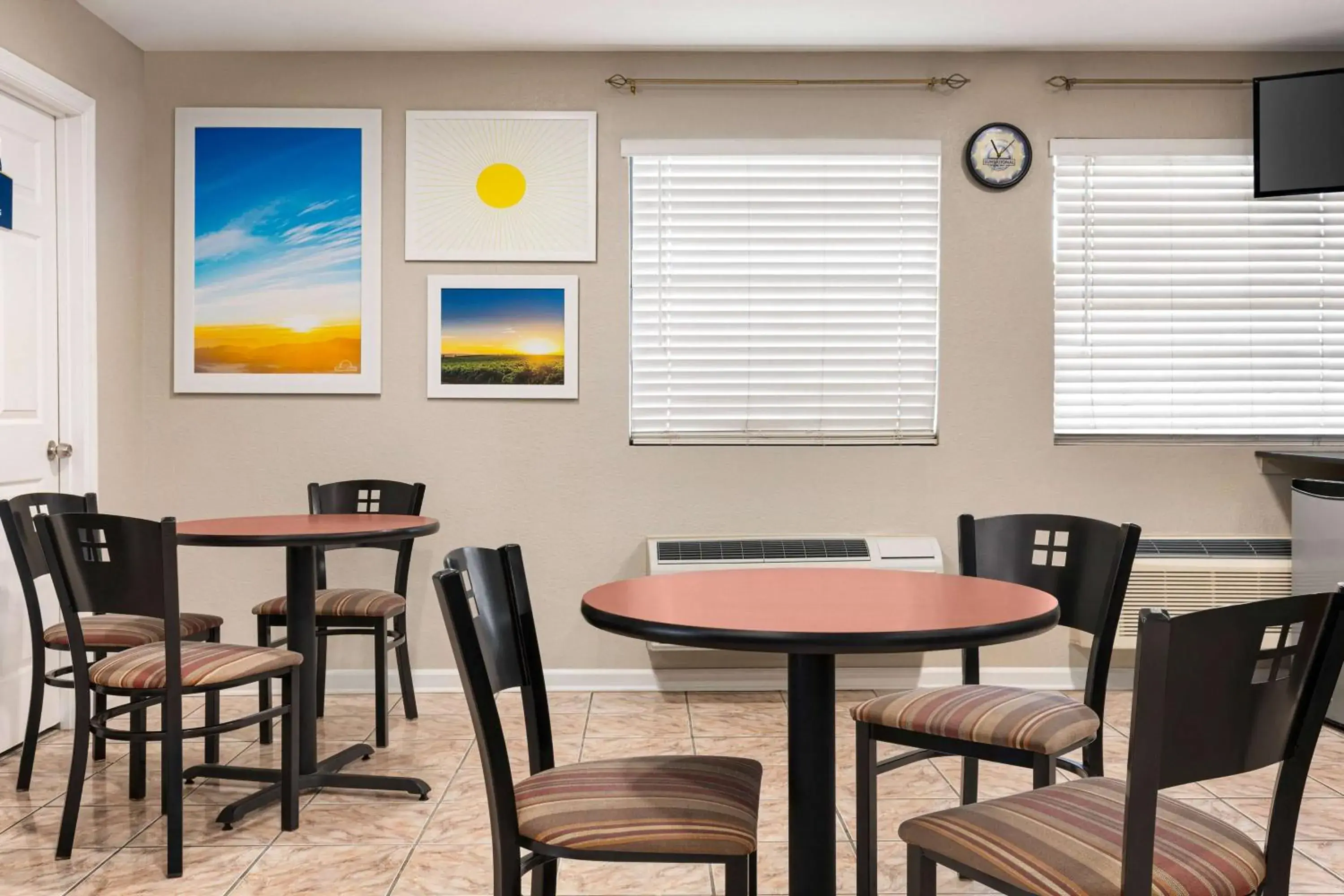 Property building in Days Inn by Wyndham Demopolis Property building in Days Inn by Wyndham Demopolis