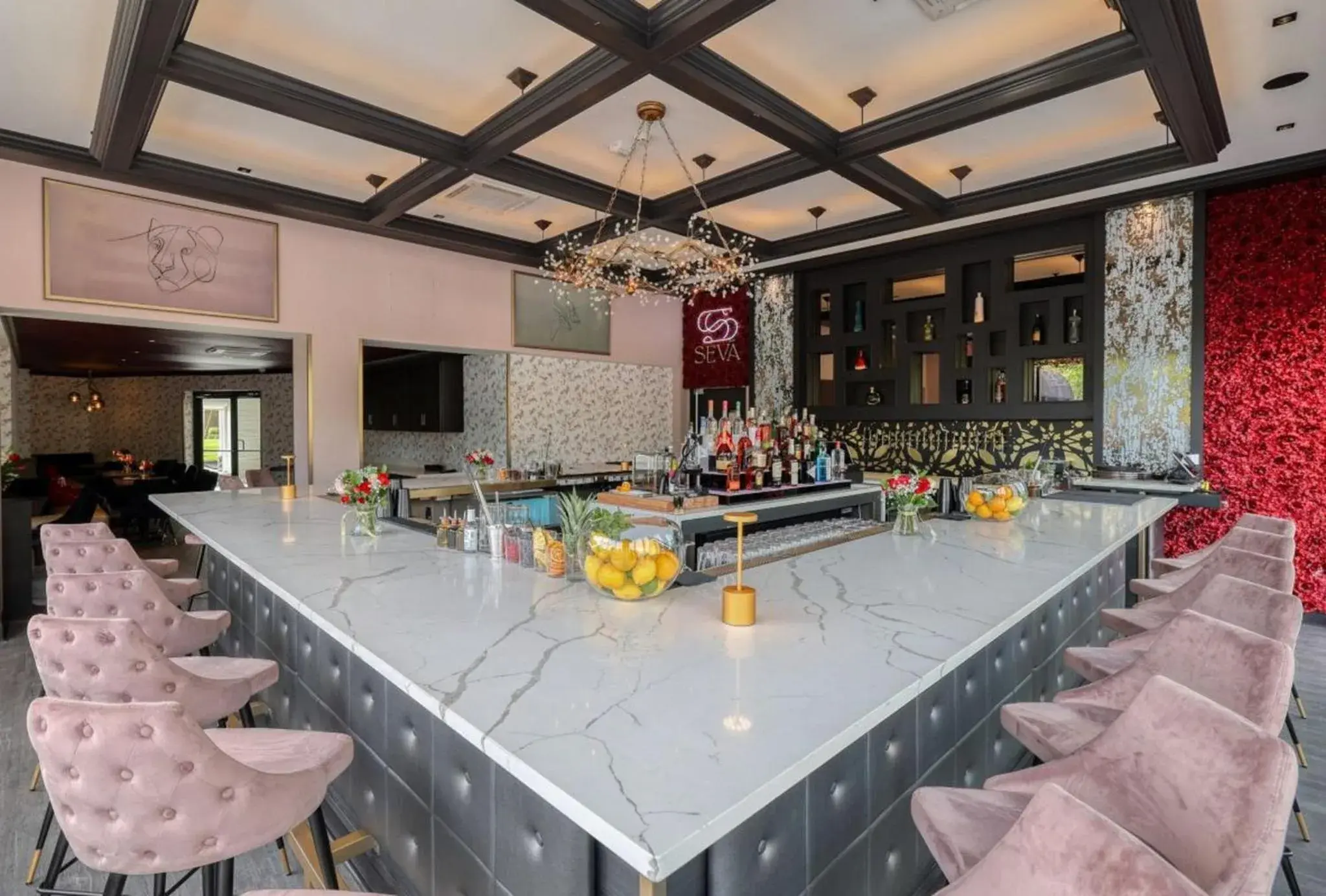 Lounge or bar in voco Niagara Falls - The Cadence by IHG Lounge or bar in voco Niagara Falls - The Cadence by IHG