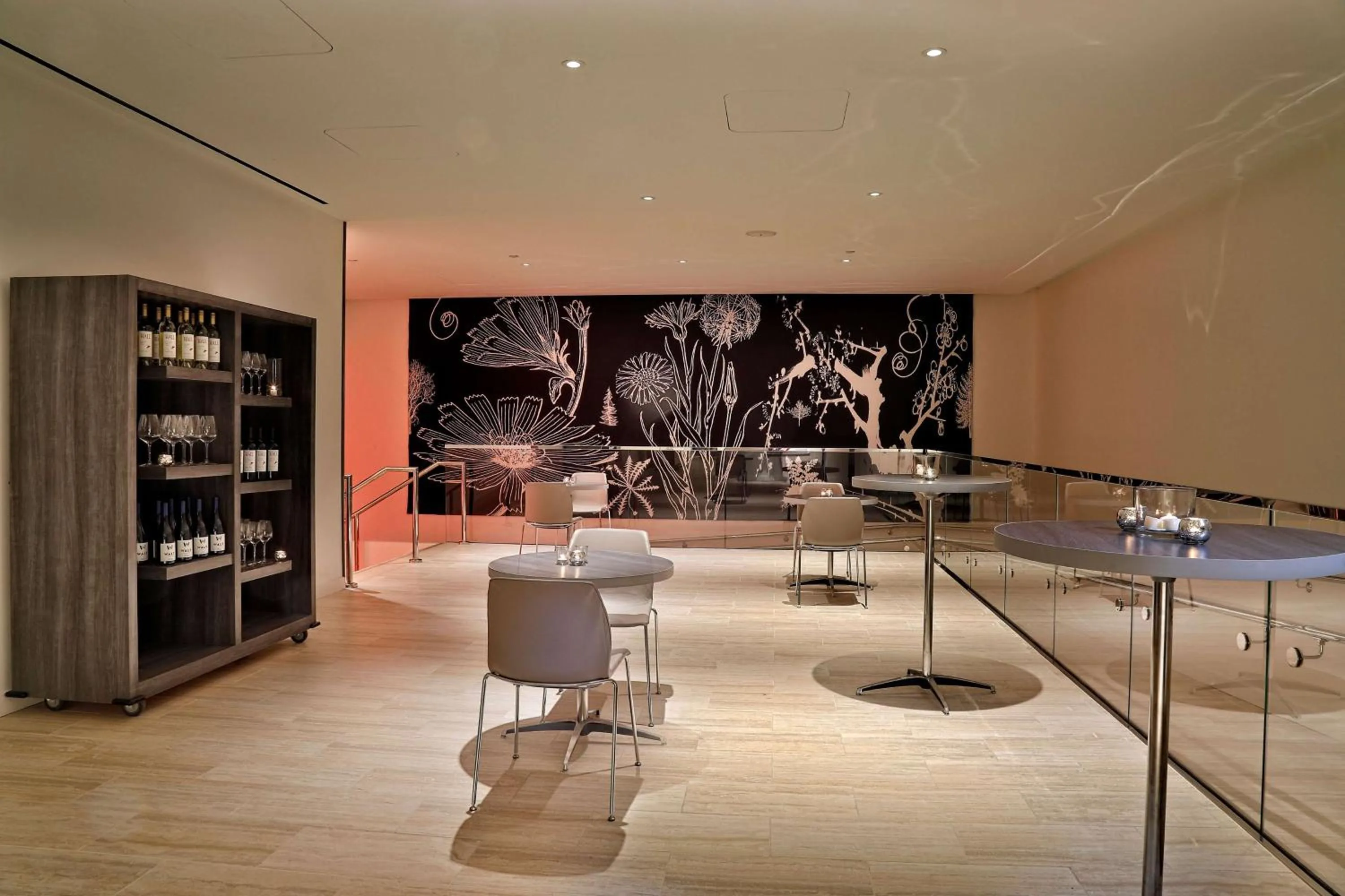 Meeting/conference room in HALL Arts Hotel Dallas, Curio Collection by Hilton