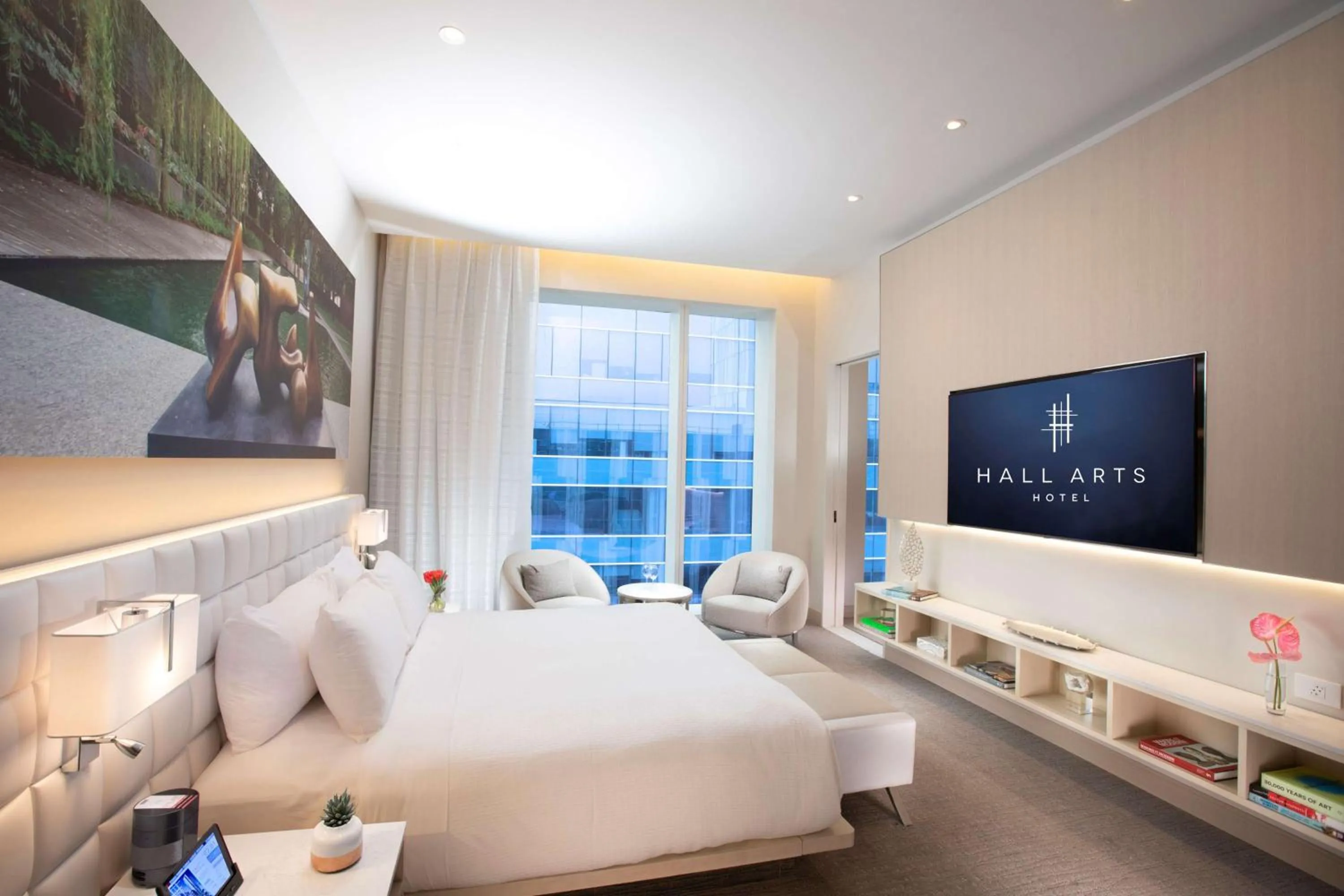 Bed in HALL Arts Hotel Dallas, Curio Collection by Hilton