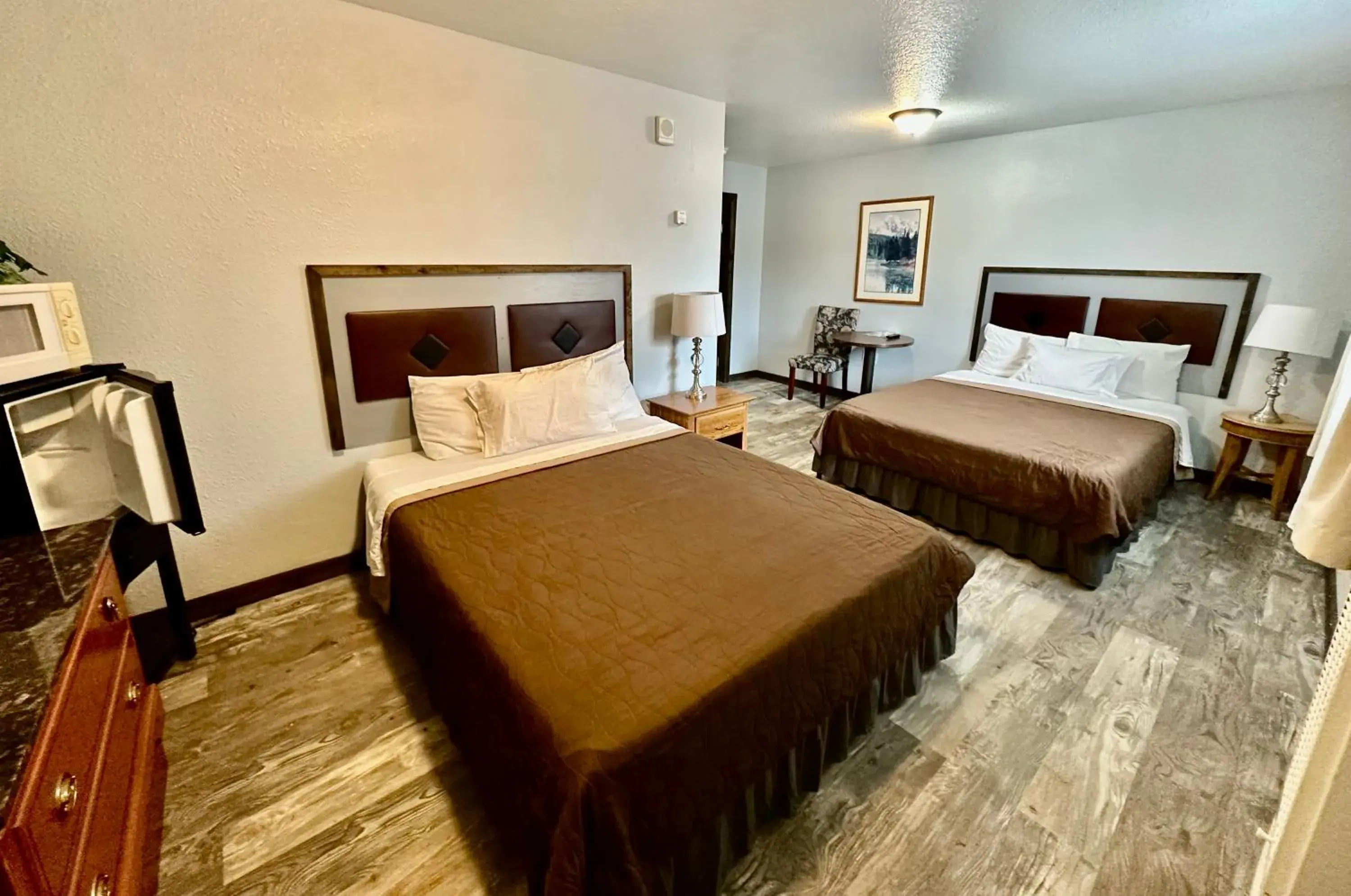 Bed in Alaska Angler's Inn Bed in Alaska Angler's Inn