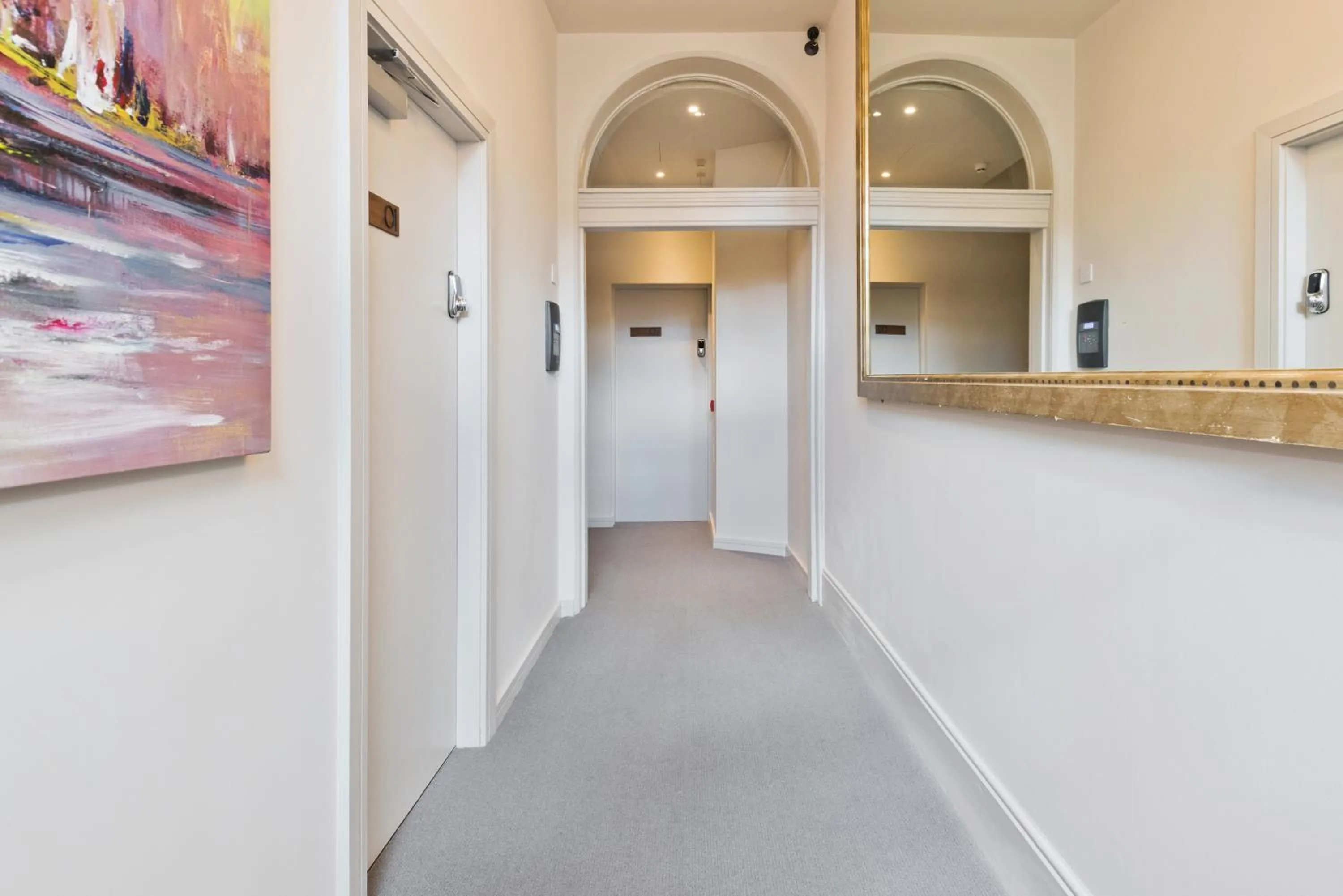 Facade/entrance in Templebar Rooms