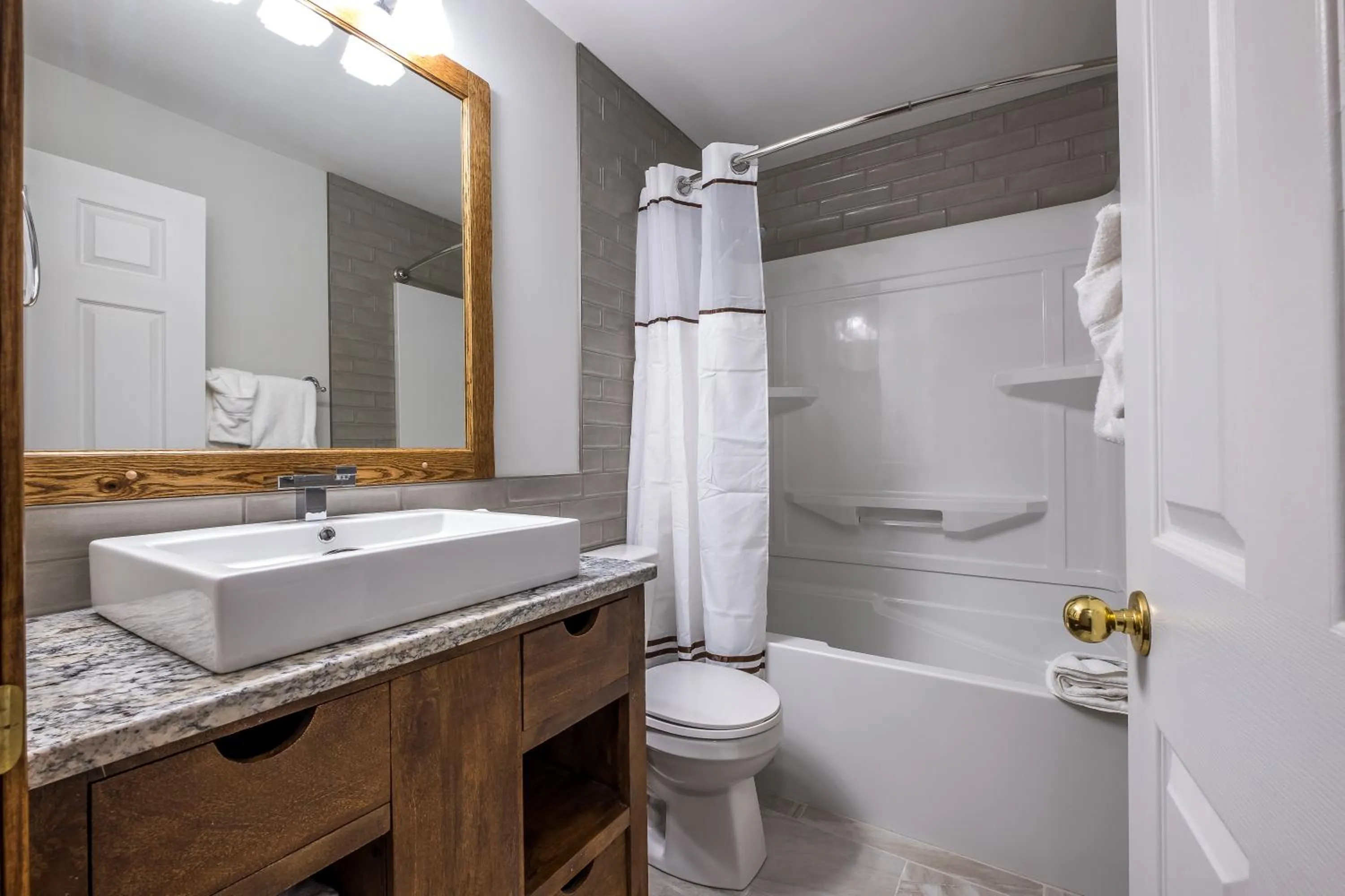 Toilet in Le Boisé by Rendez-Vous Mont-Tremblant