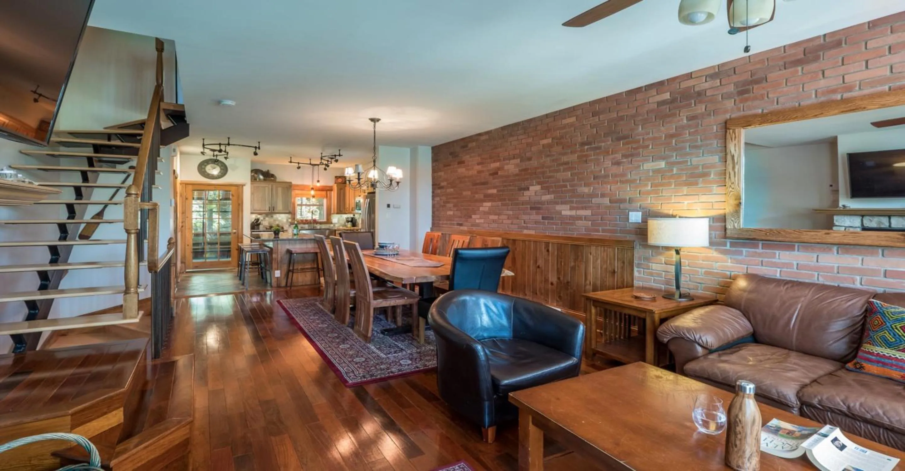 Living room in Le Boisé by Rendez-Vous Mont-Tremblant
