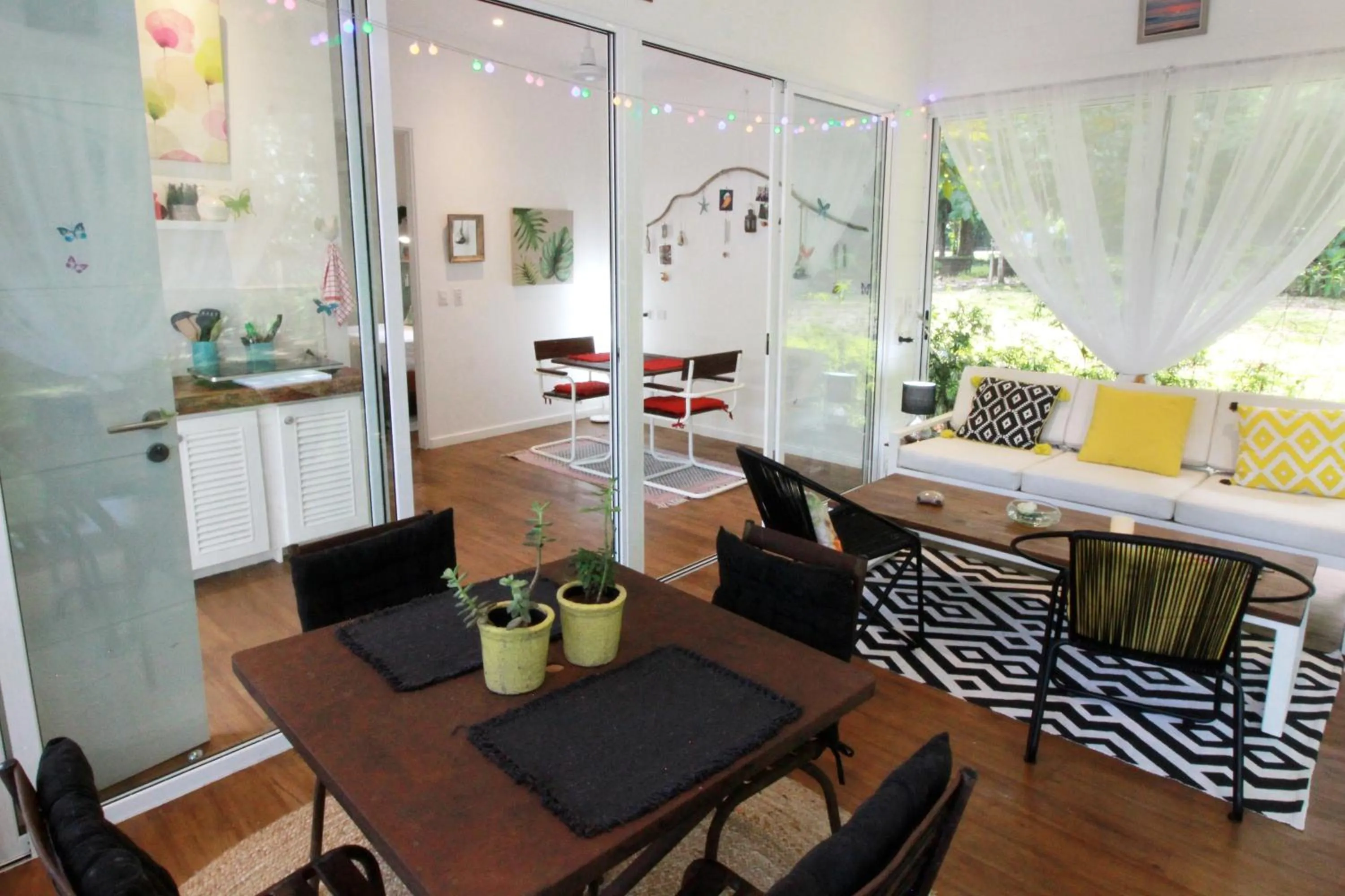 Dining area in Ojochal Gardens