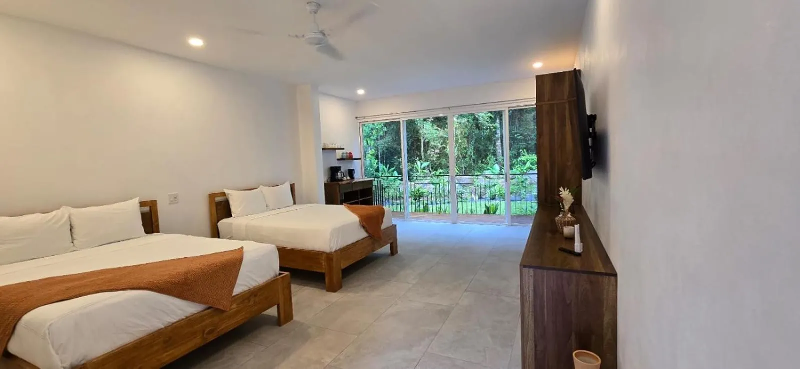 Bed in Ojochal Gardens