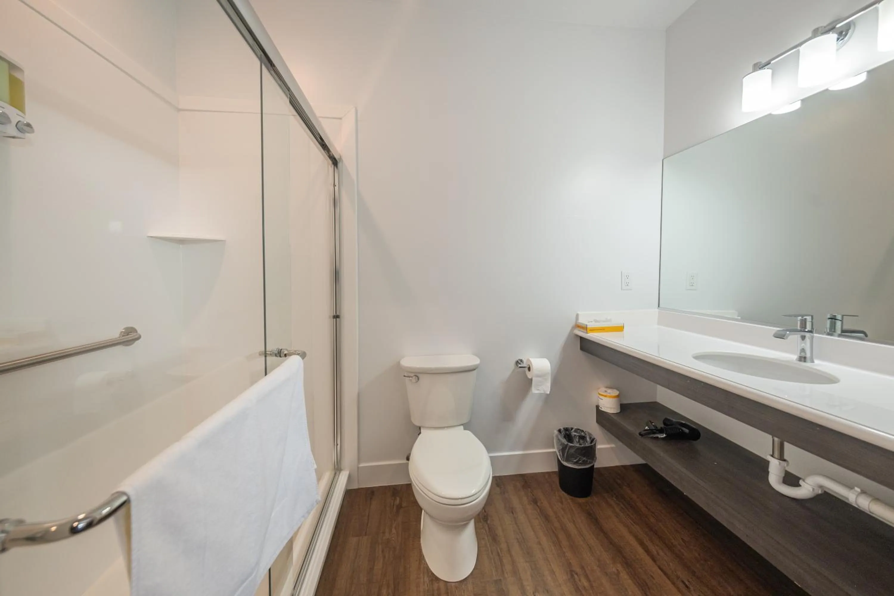 Toilet in Kanab Suites