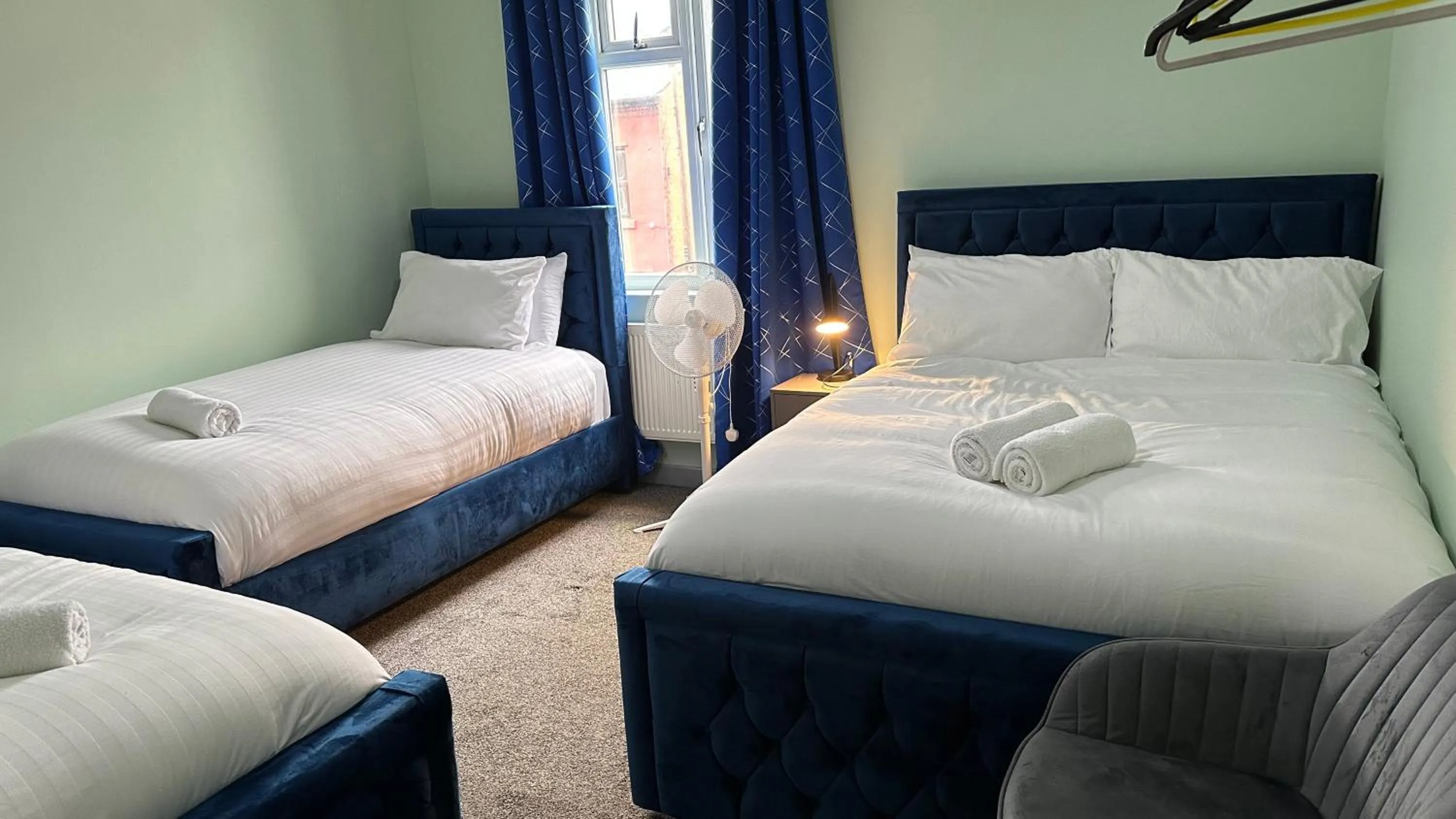 Bed in Homestay in Walsall