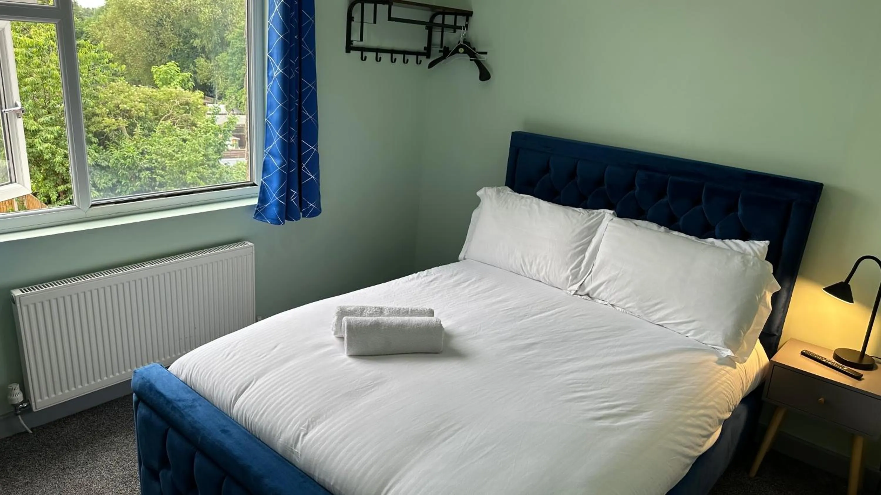 Bed in Homestay in Walsall