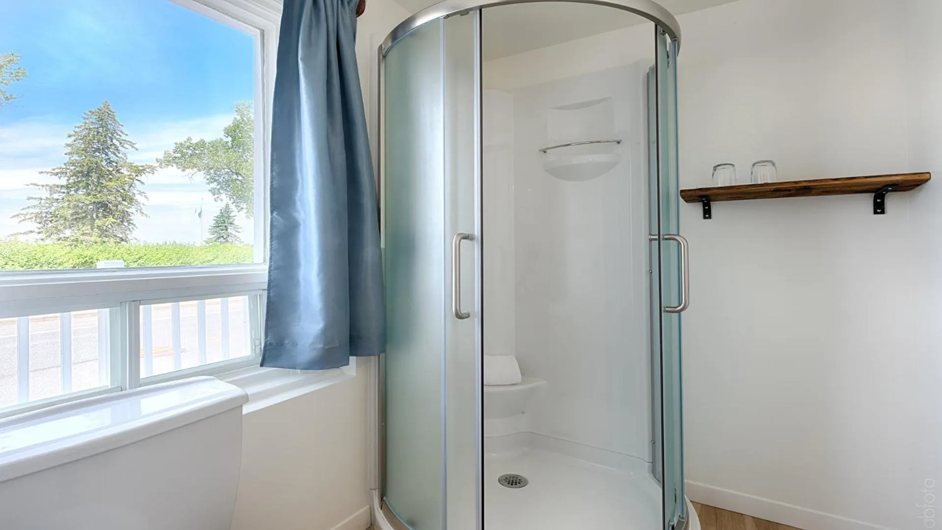 Shower in Auberge Handfield et Spa