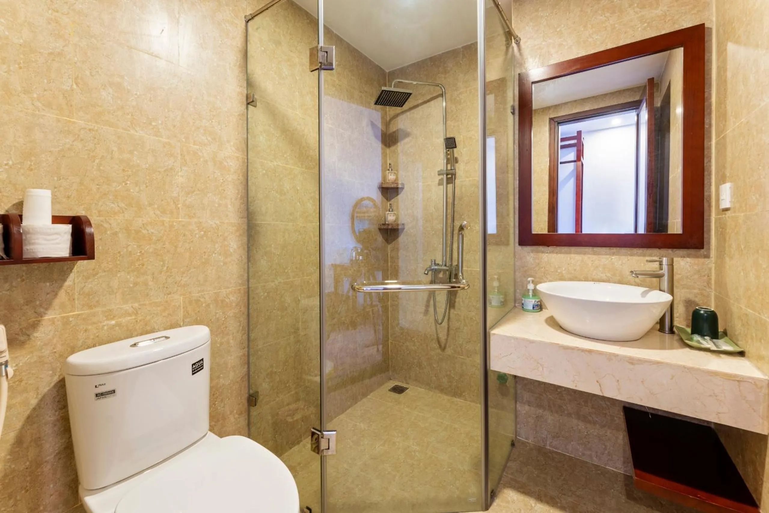 Bathroom in Saclo Villa and Hostel