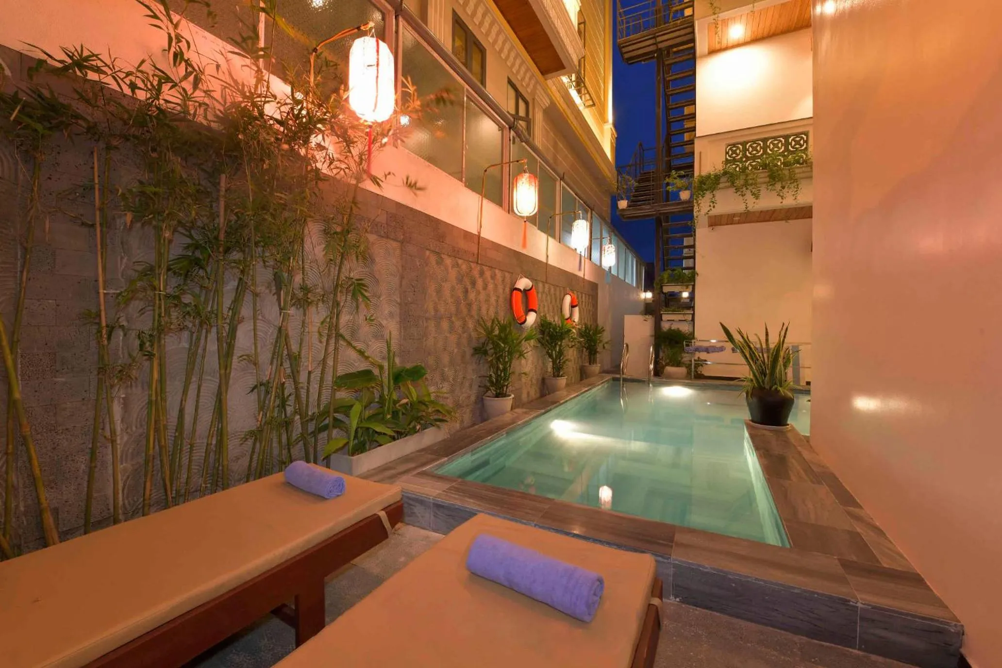 Pool view in Saclo Villa and Hostel