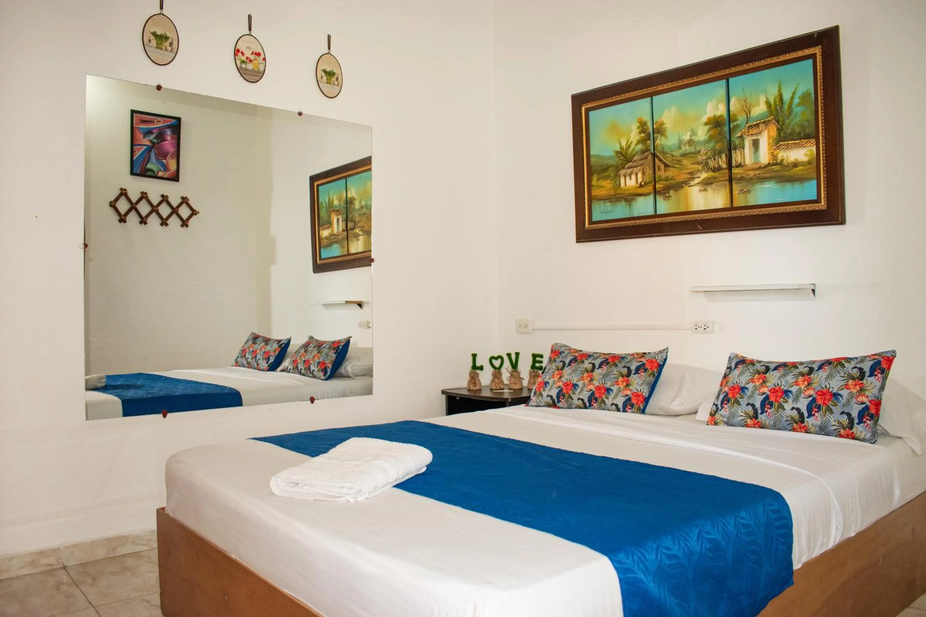 Budget Double Room in Hostal Kumbaya