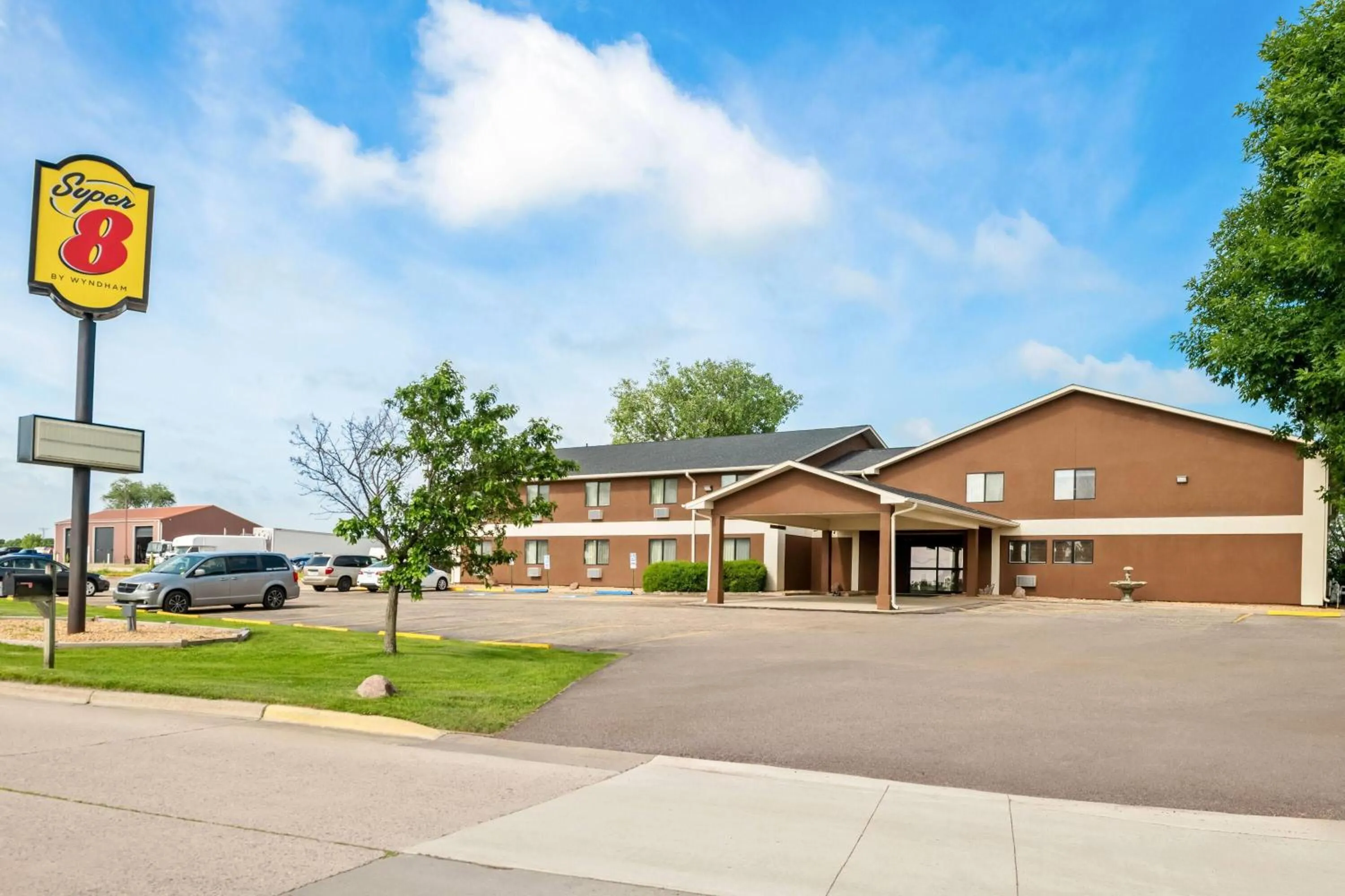 Property building in Super 8 by Wyndham Blue Earth