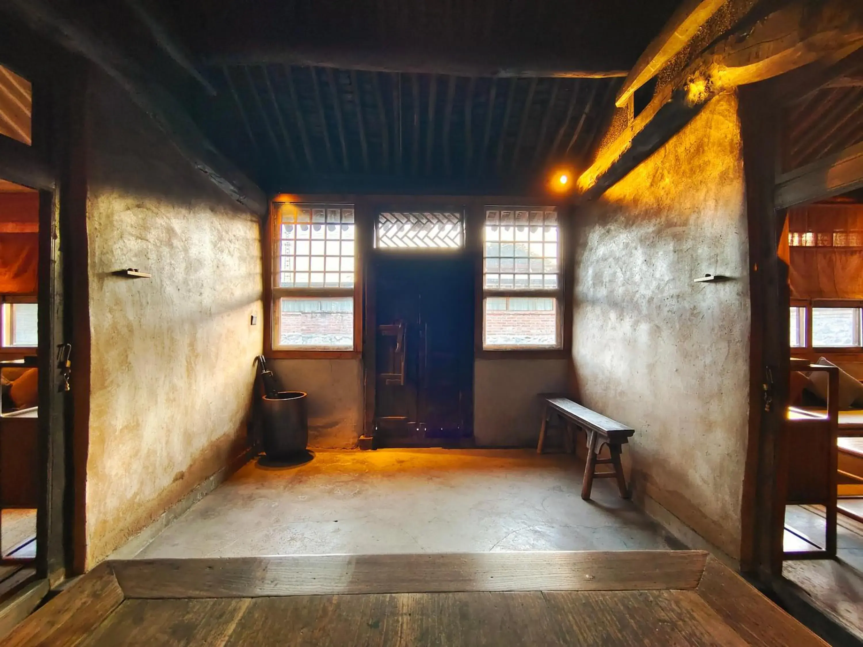 A Chinese Deluxe Suite 100㎡ in CMYK Stoneyards by the Great Wall A Chinese Deluxe Suite 100㎡ in CMYK Stoneyards by the Great Wall