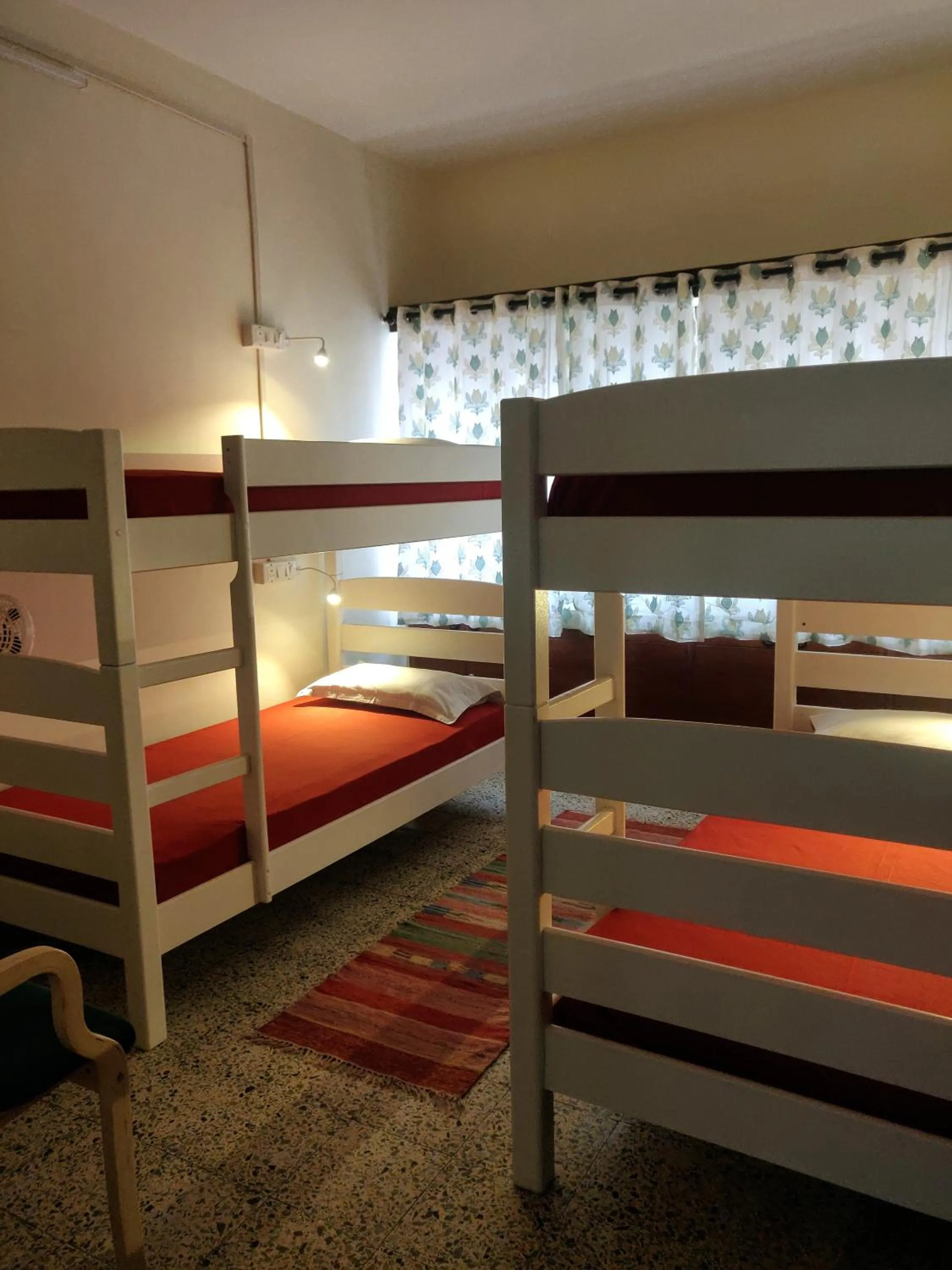 Single Bed in Dormitory Room in Raahgir