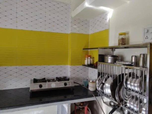Kitchen or kitchenette in Raahgir