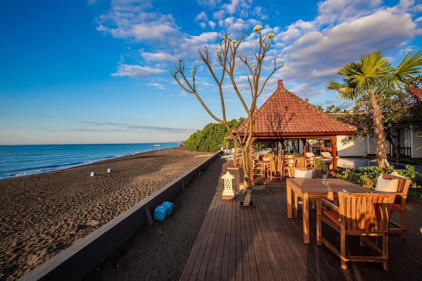 Restaurant/places to eat in Nalika Beach Resort - Adults Only