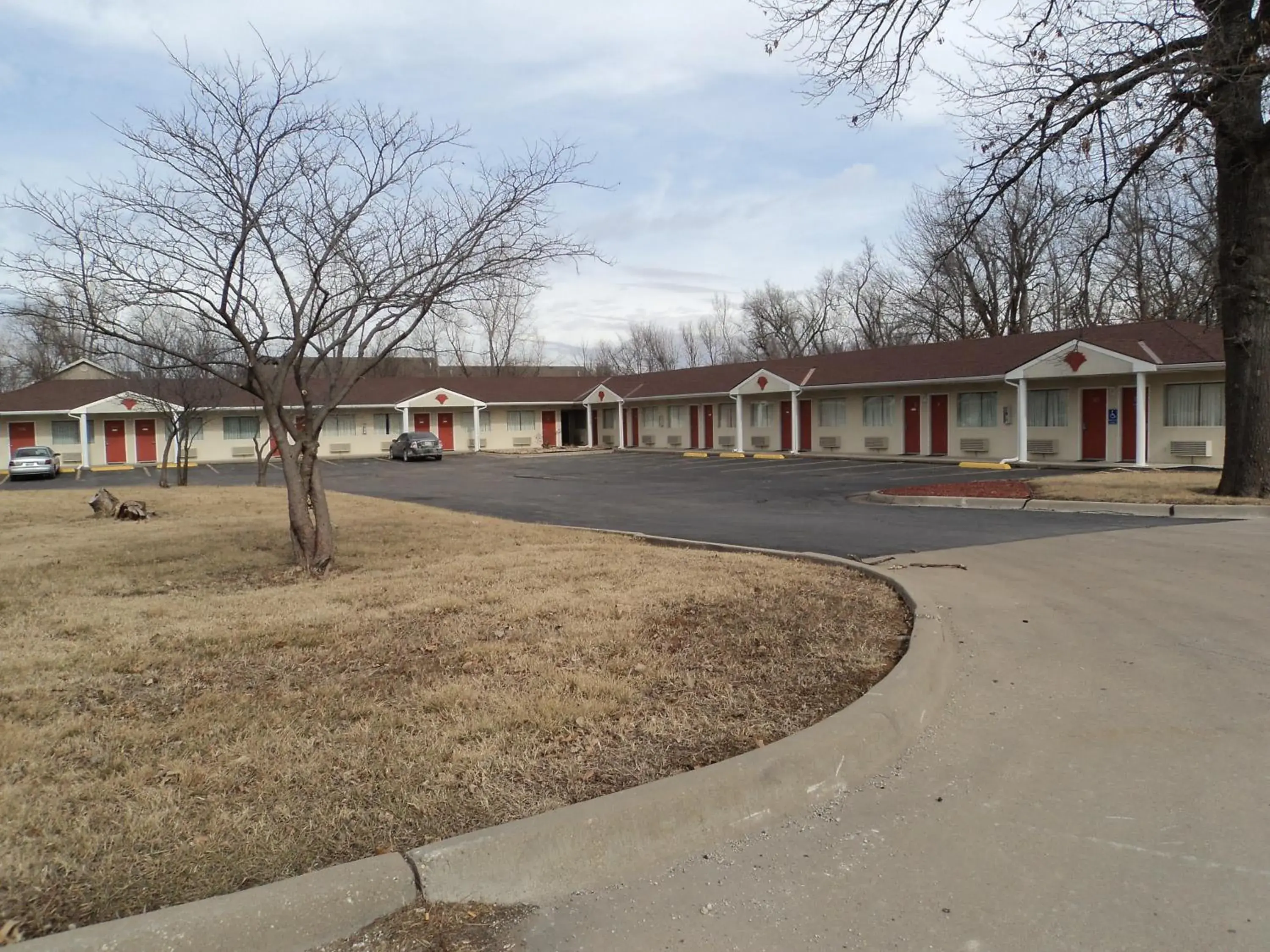 Street view in Knights Inn Ottawa Street view in Knights Inn Ottawa