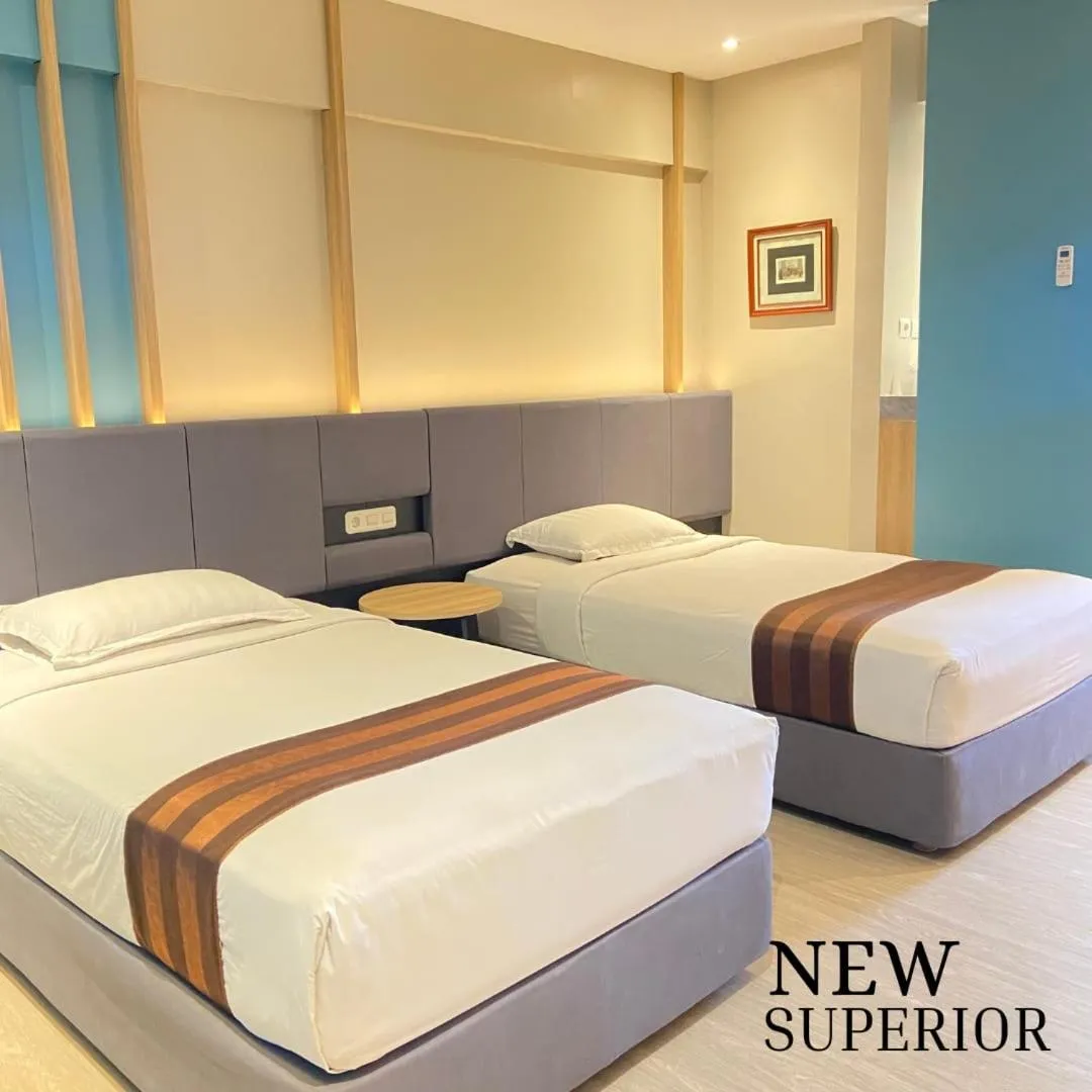 Bed in HOTEL ASRI CIREBON