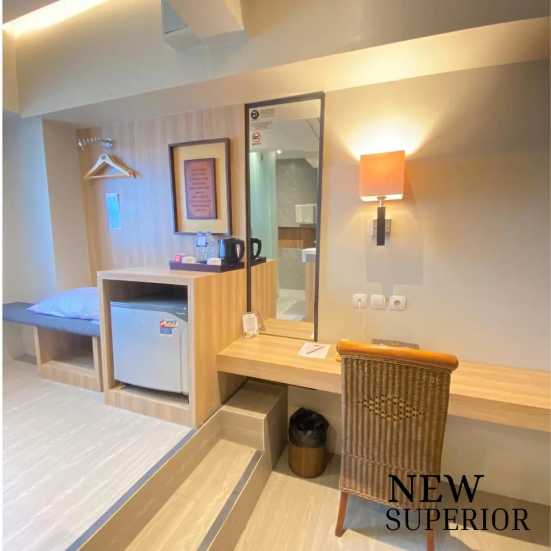 Bed in HOTEL ASRI CIREBON