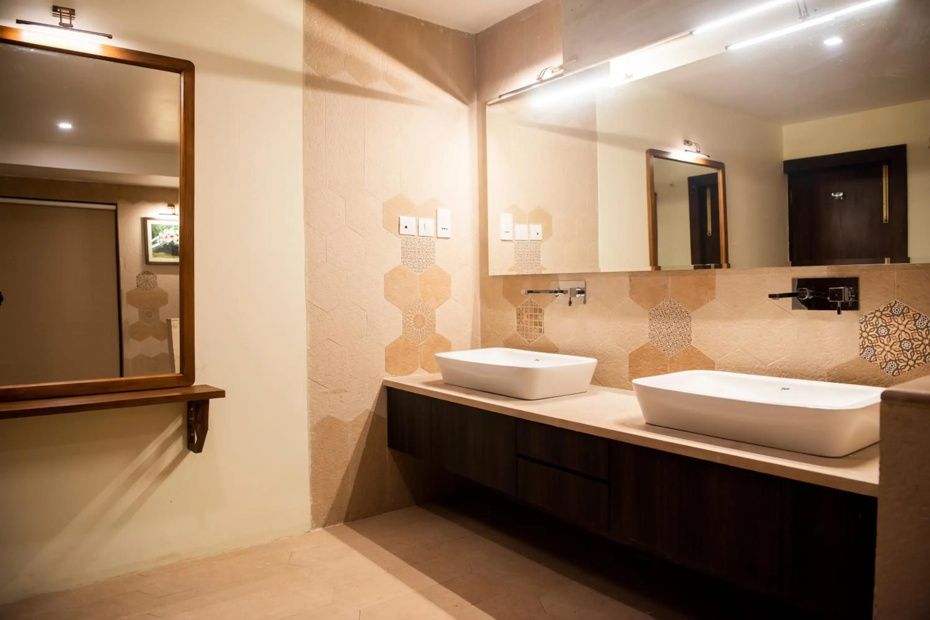 Bathroom in WelcomHeritage Tadoba Vanya Villas Resort & Spa