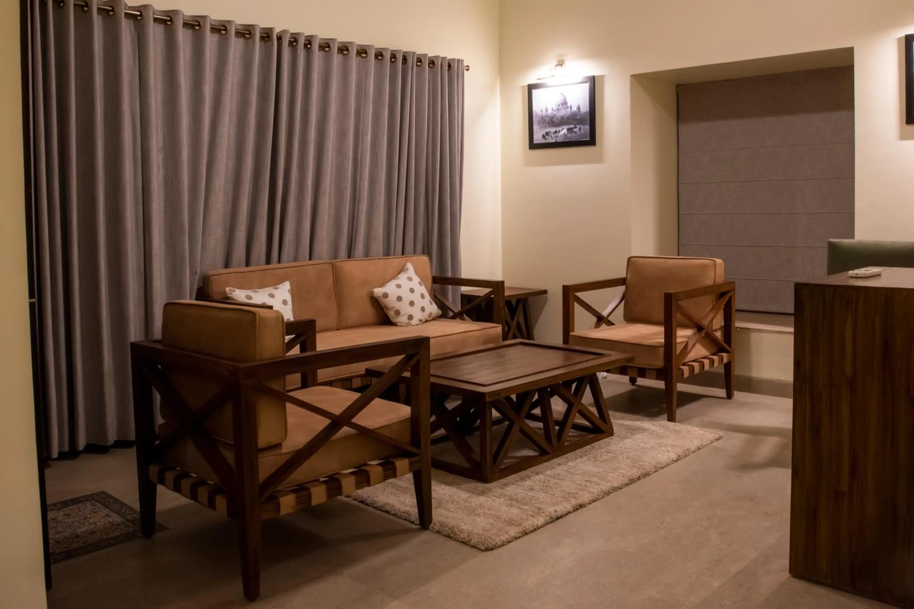 Living room in WelcomHeritage Tadoba Vanya Villas Resort & Spa