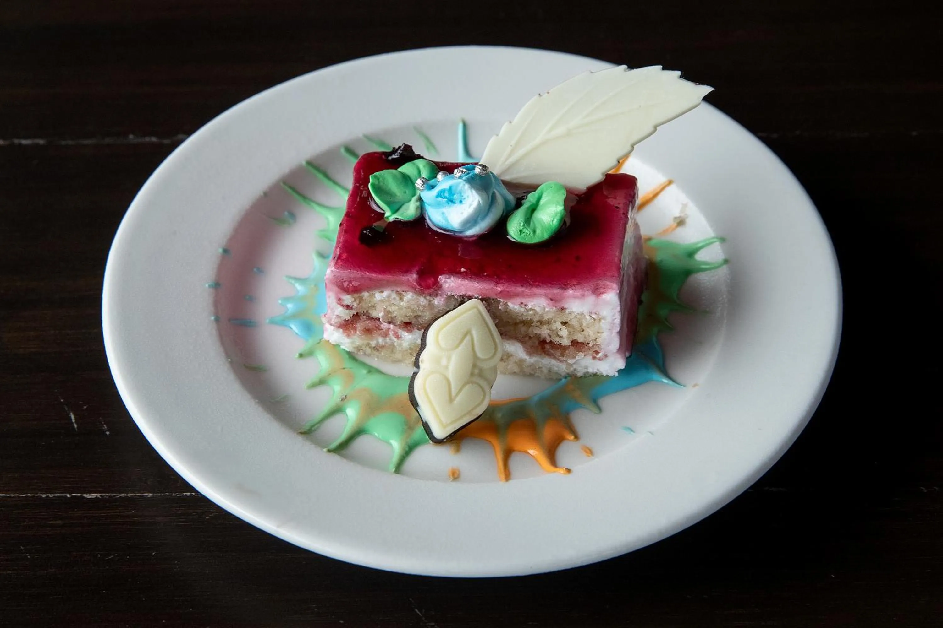 Food and drinks in WelcomHeritage Tadoba Vanya Villas Resort & Spa