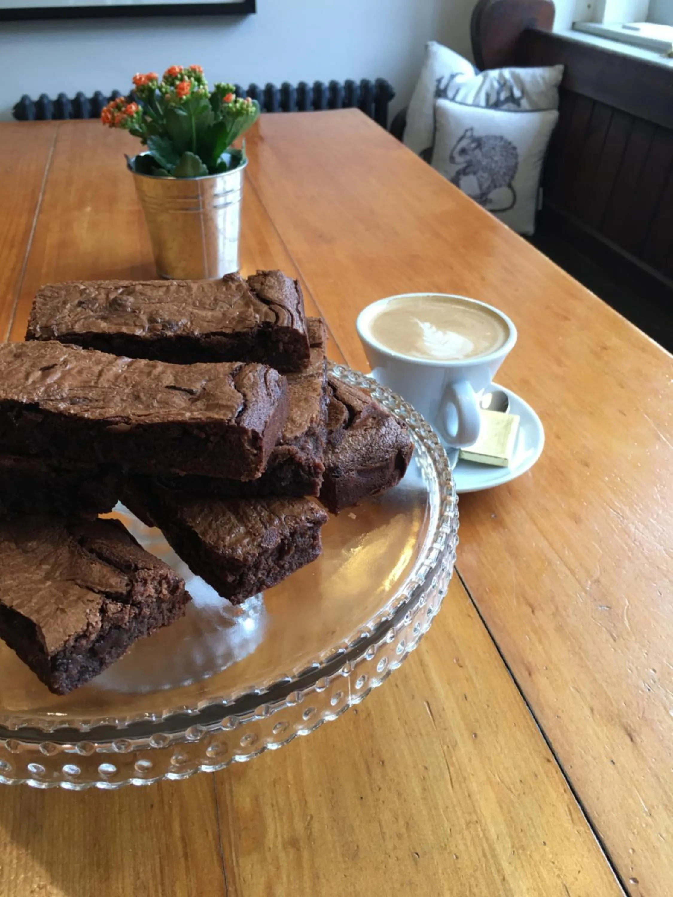 Food and drinks in The Cross Keys Sherborne